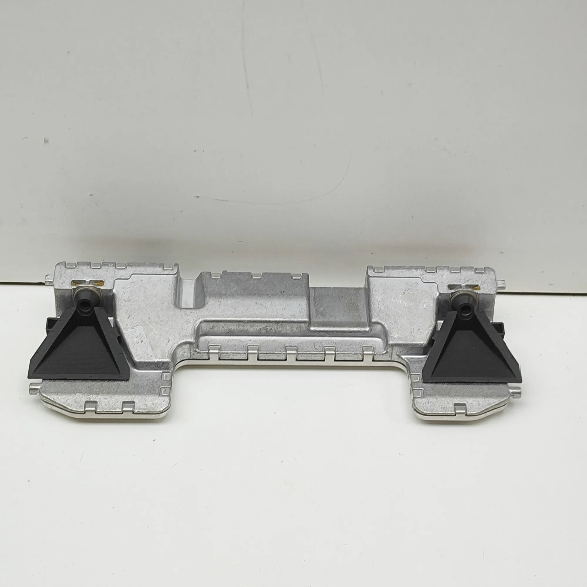 Mercedes-Benz A (W176) Front camera A2229010103, A2229021105, A2229006905 Front Cam...