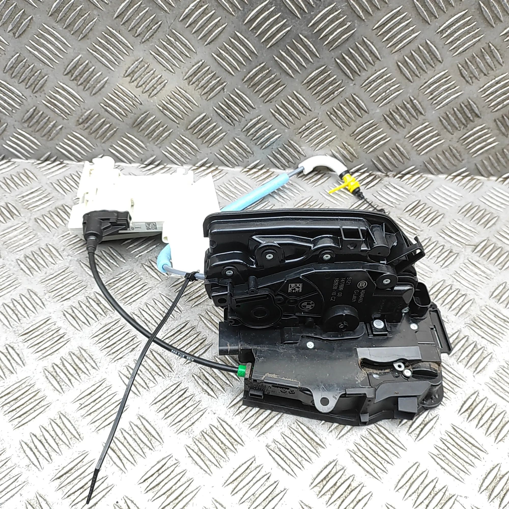 BMW X5 (G05) Front Left Door Lock