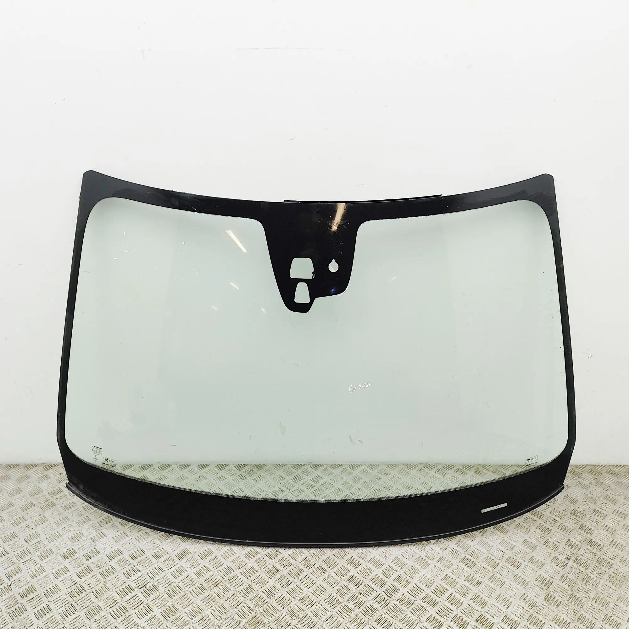 Volvo XC60 Front Windshield 43R-002124, 31424515 Front Windshield VOLVO XC6...
