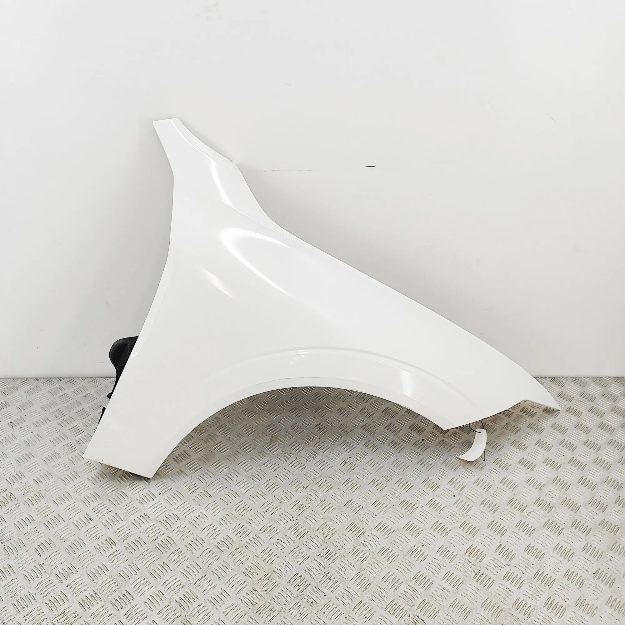 Volvo XC60 Front Right Fender 32297442 Front Right Fender VOLVO XC60 (II 246)...