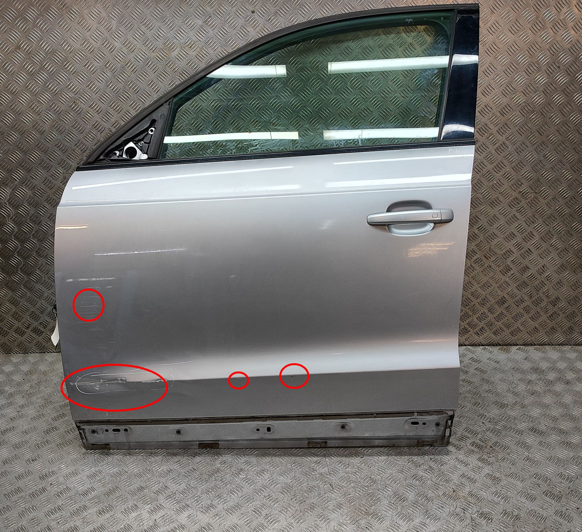Audi Q3 (8U) Front Left Door 8U0837915B, 8K0959801B, 8U0831311C Front Left D...