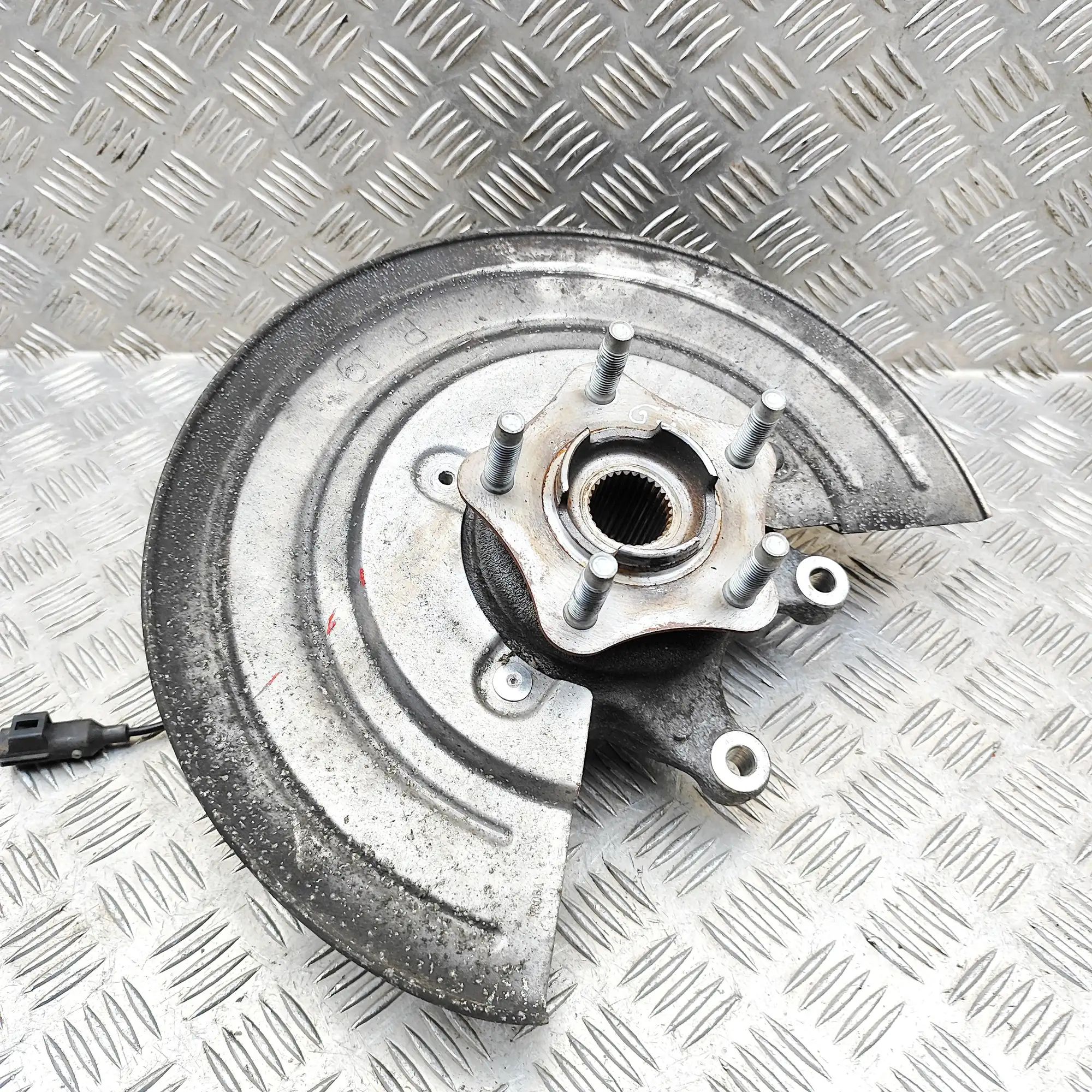 Jaguar F-Type Rear Right Wheel Hub LX53-5A970-AA Rear Right Wheel Hub JAGUAR F-TYP...