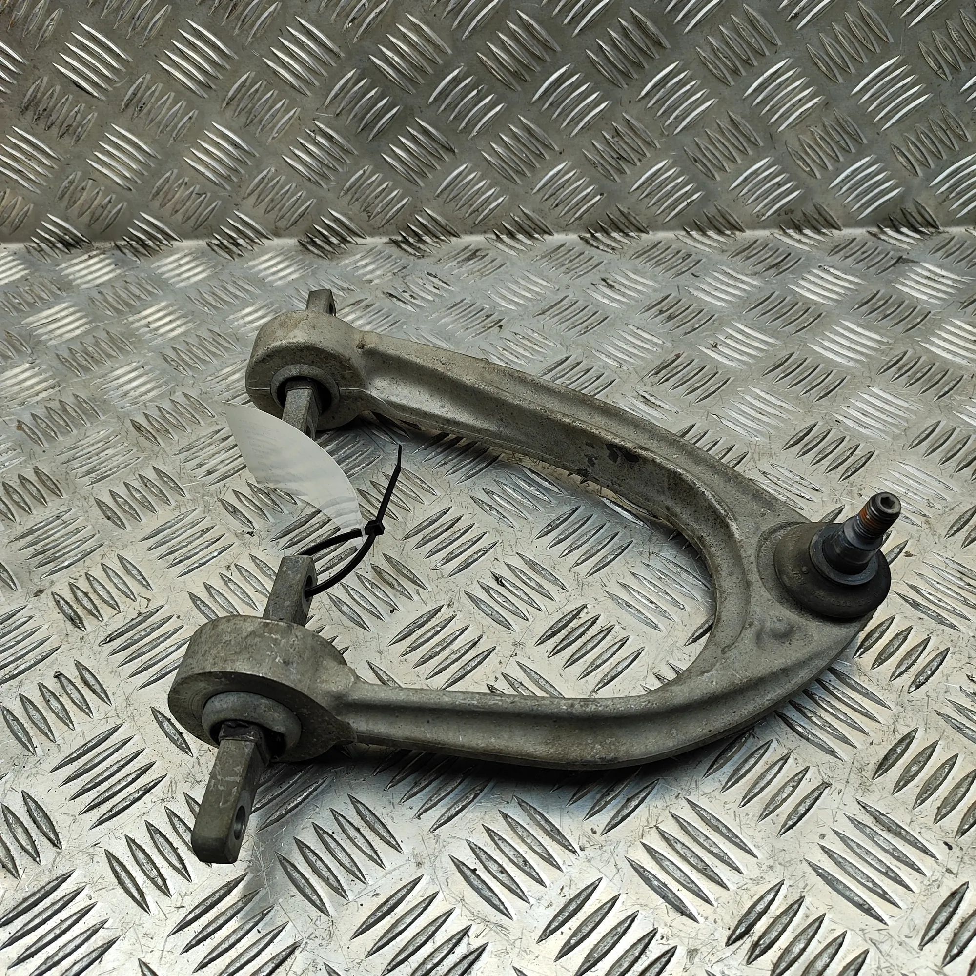 Ferrari California Front Left Upper Control Arm 235136 Front Left Upper Control Arm FERRARI CAL...