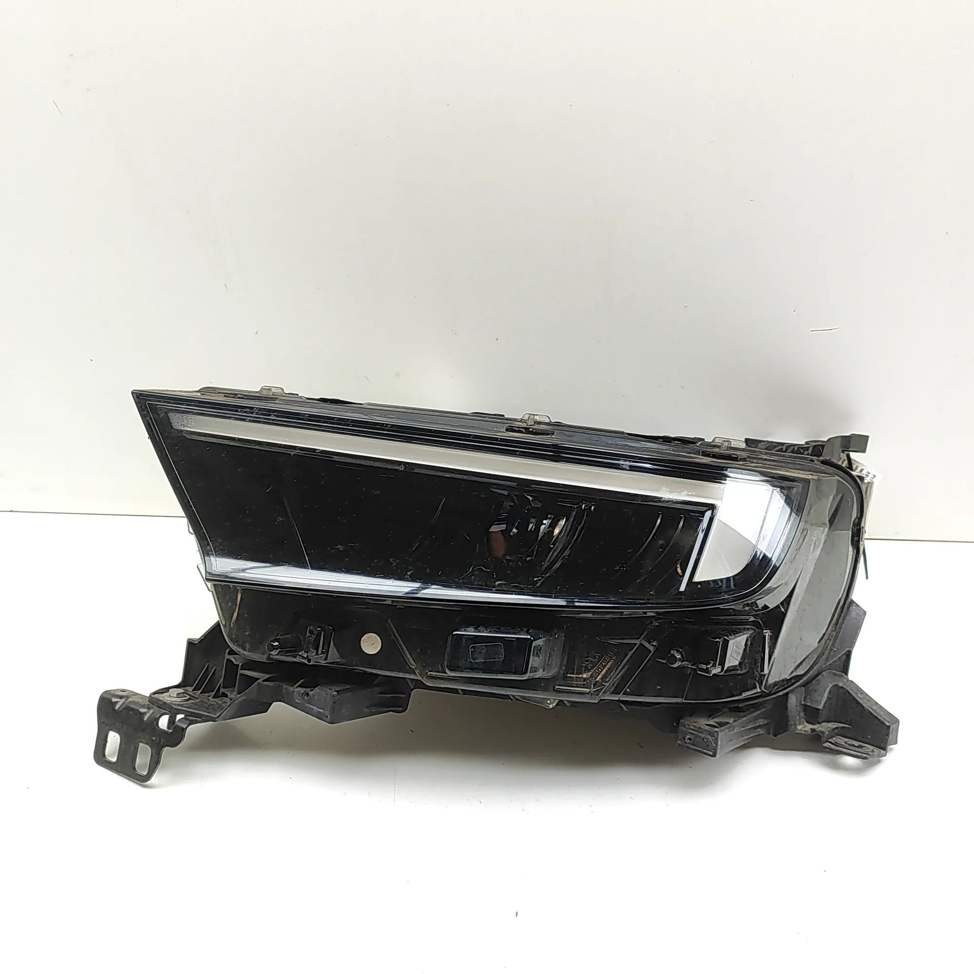 Opel Mokka (B) Front Left Headlight 9834008980 Front Left Headlight OPEL MOKKA (202...