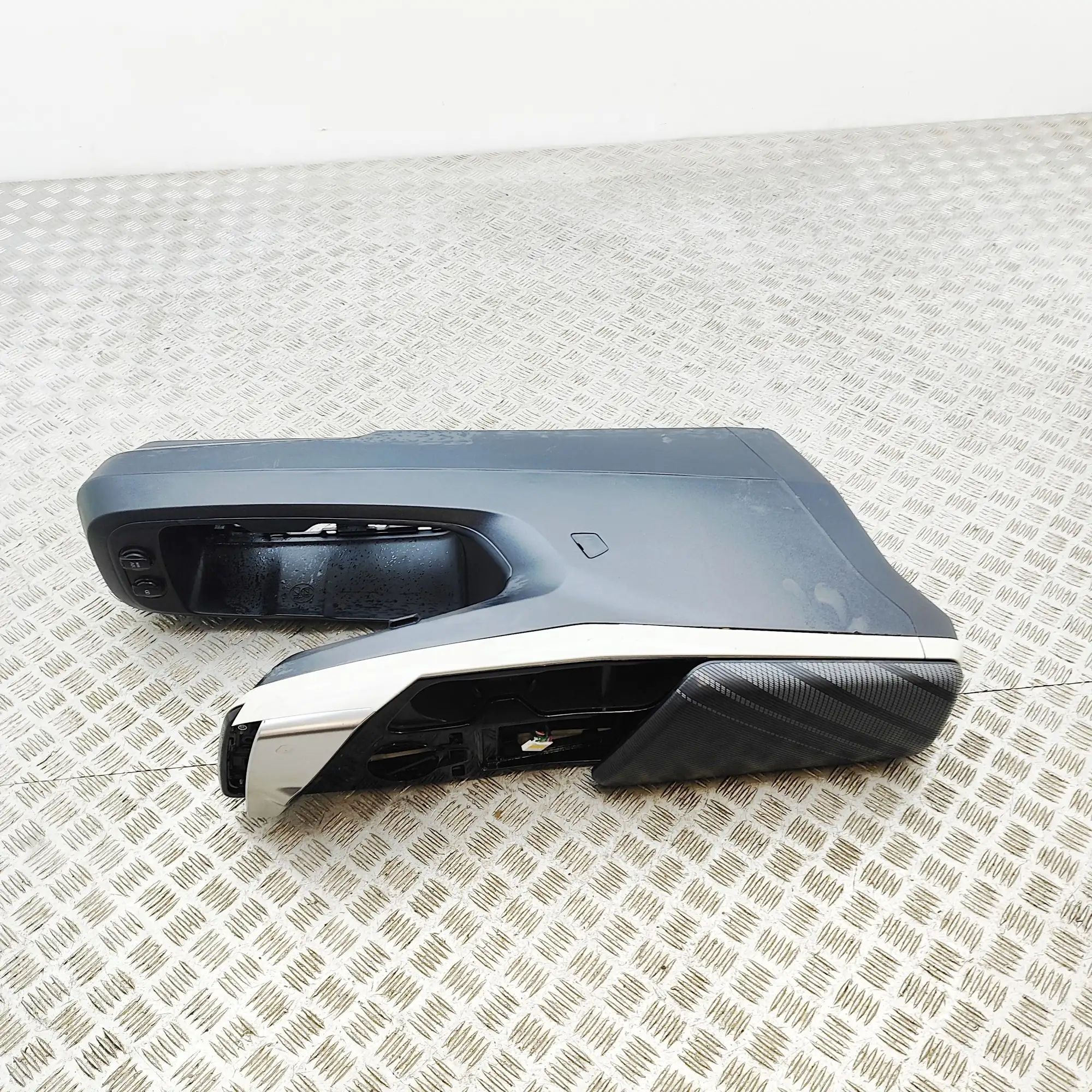 Kia EV6 center console 84611-CV000 Center Console KIA EV6 (CV) (2021-....