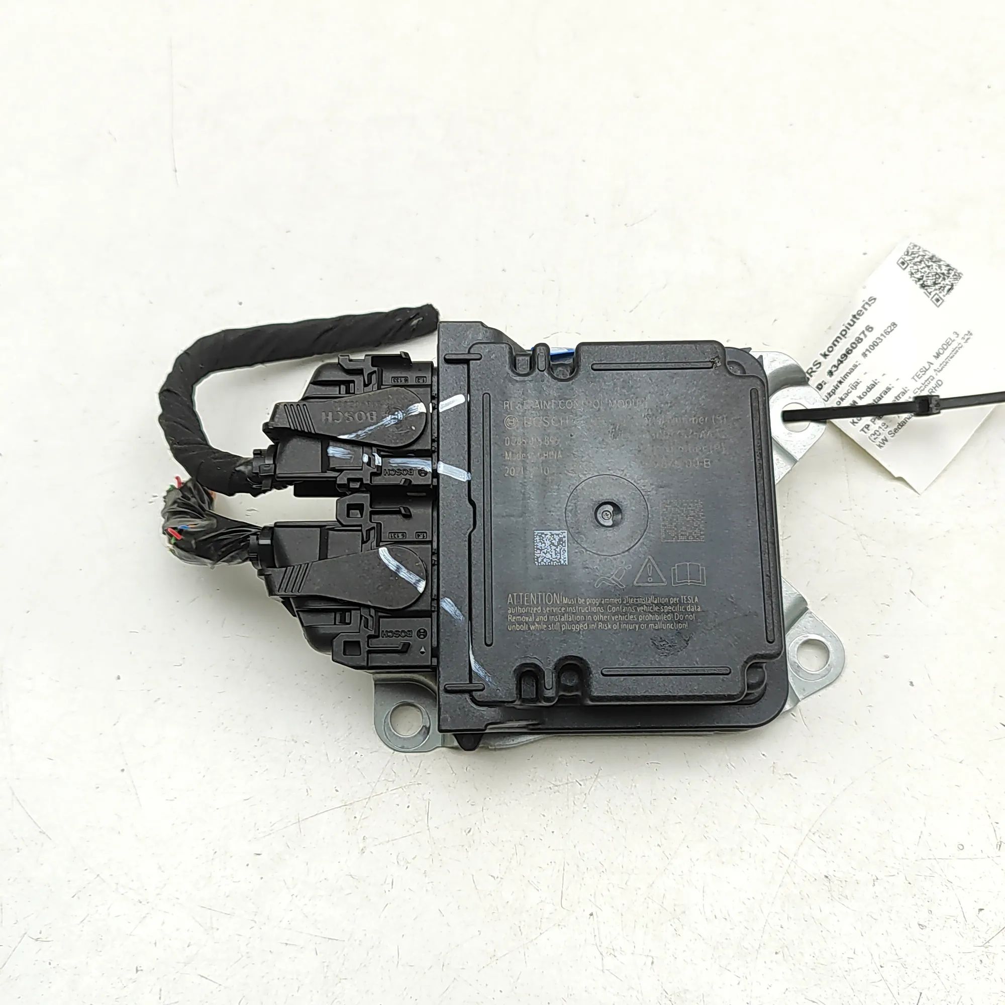 Tesla Model 3 SRS Control Unit 0285015895, 1512876-00-B SRS Control Unit TESLA...