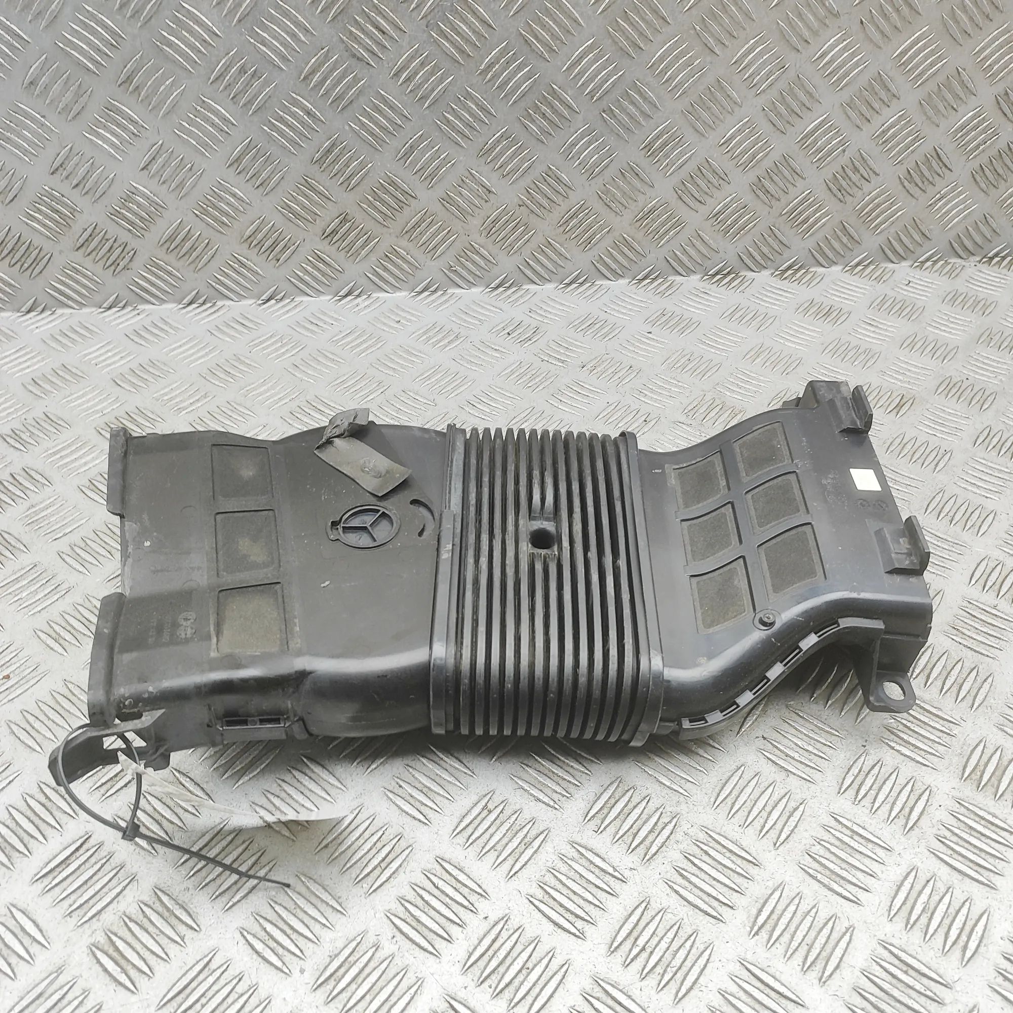 Mercedes-Benz GLE (W167) Air Intake Tube A6560941400 Air Intake Tube MERCEDES-BENZ GLE (...