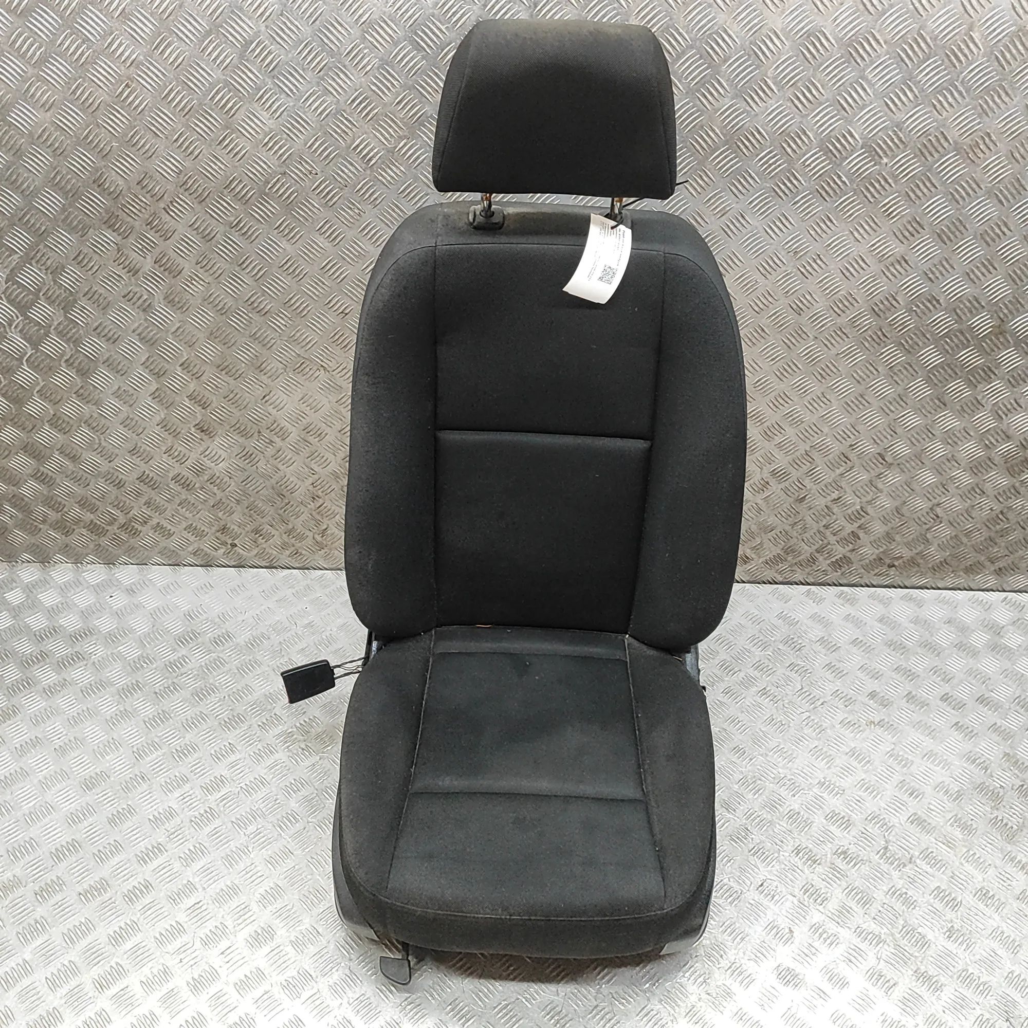 Mercedes-Benz Sprinter (W907 / W910)  Front Left Seat A9079105702, A9079105502 Front Left Seat MERCED...