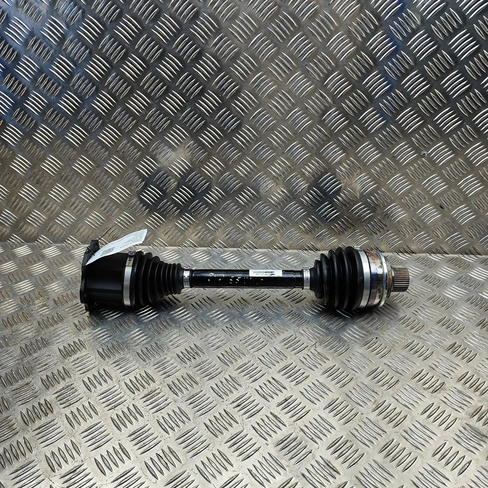 Audi Q8 Front Right Driveshaft 4M0407271AD Front Right Driveshaft AUDI Q8 (4MN...