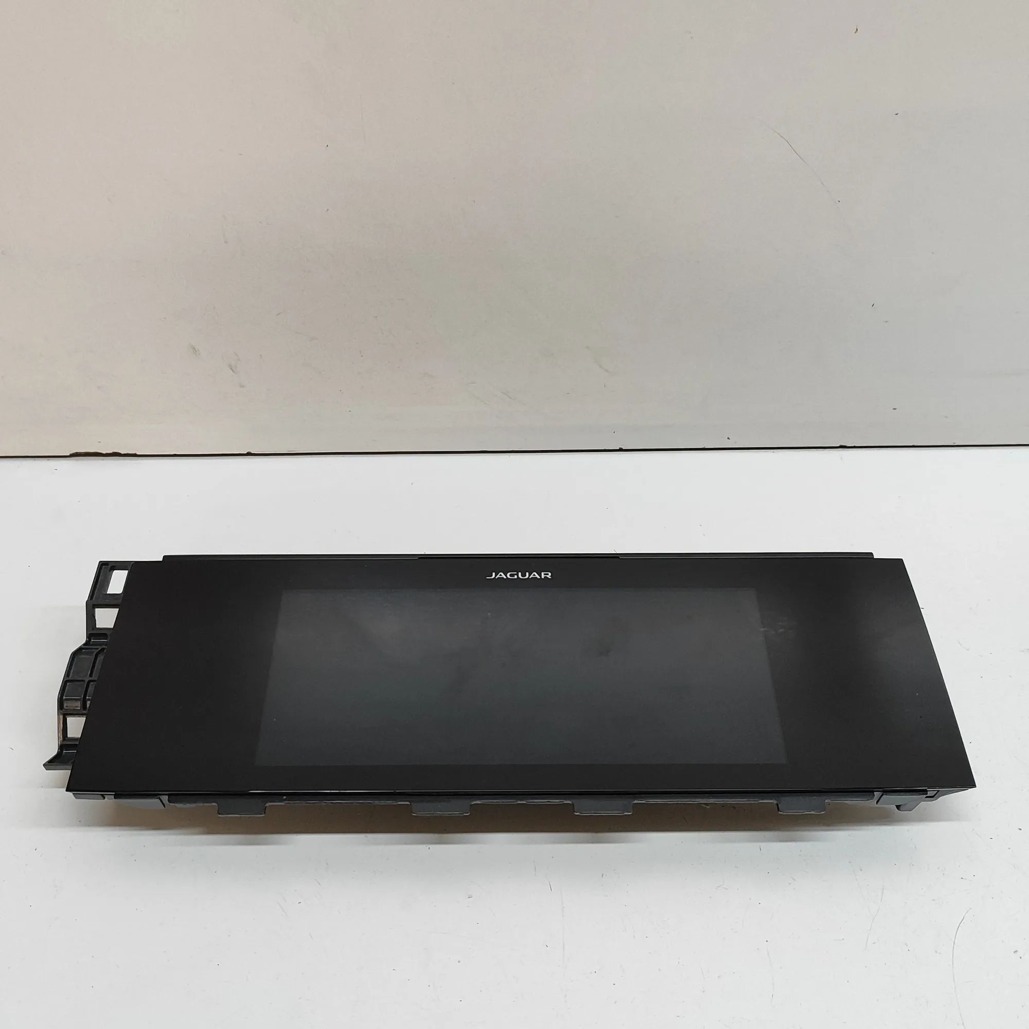 Jaguar I-Pace Navigation Screen Display J9D3-19C279-AF Navigation Screen Display JAGUAR...