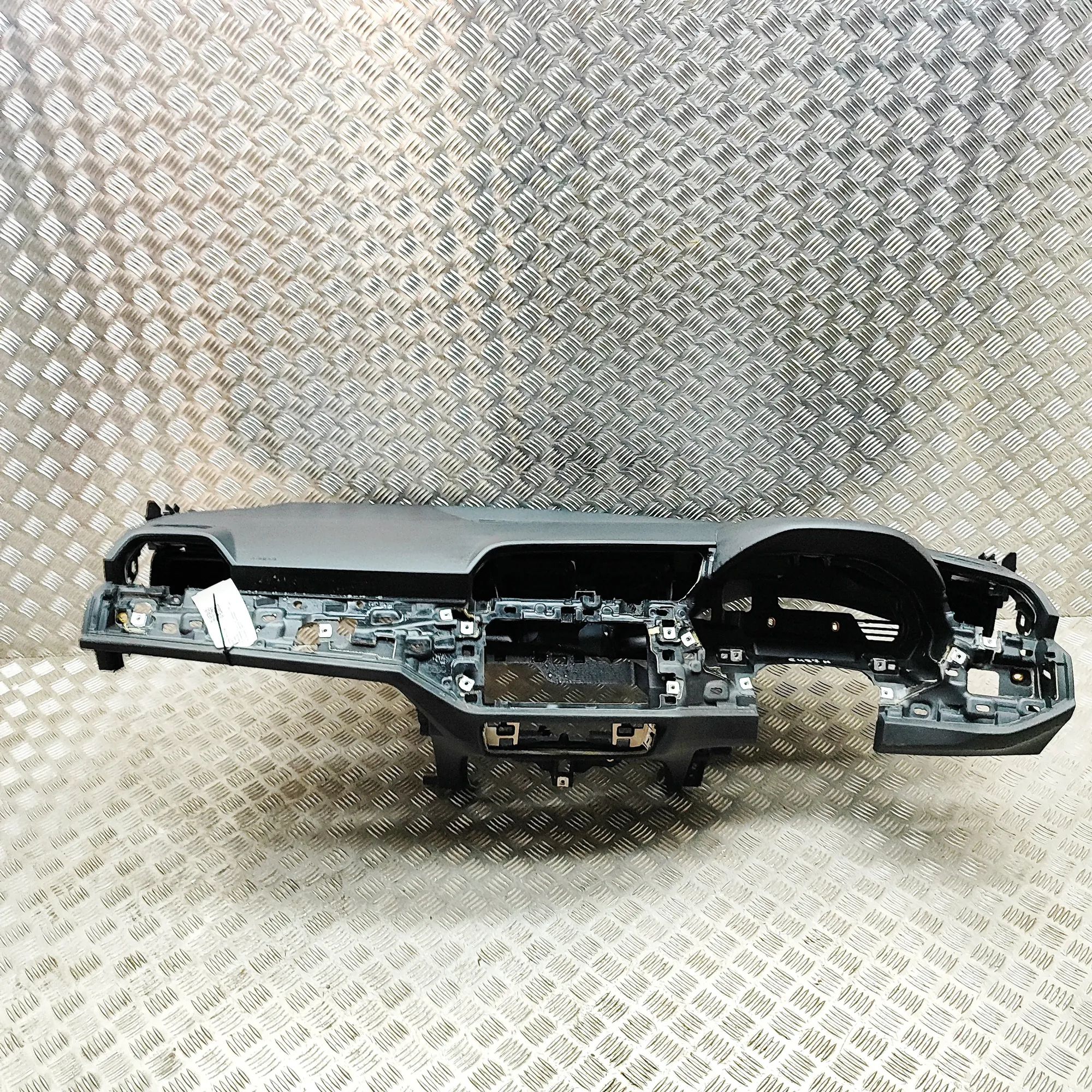 Audi Q3 (F3) Dashboard 83C857001A Dashboard AUDI Q3 (Sportback F3N) (2...
