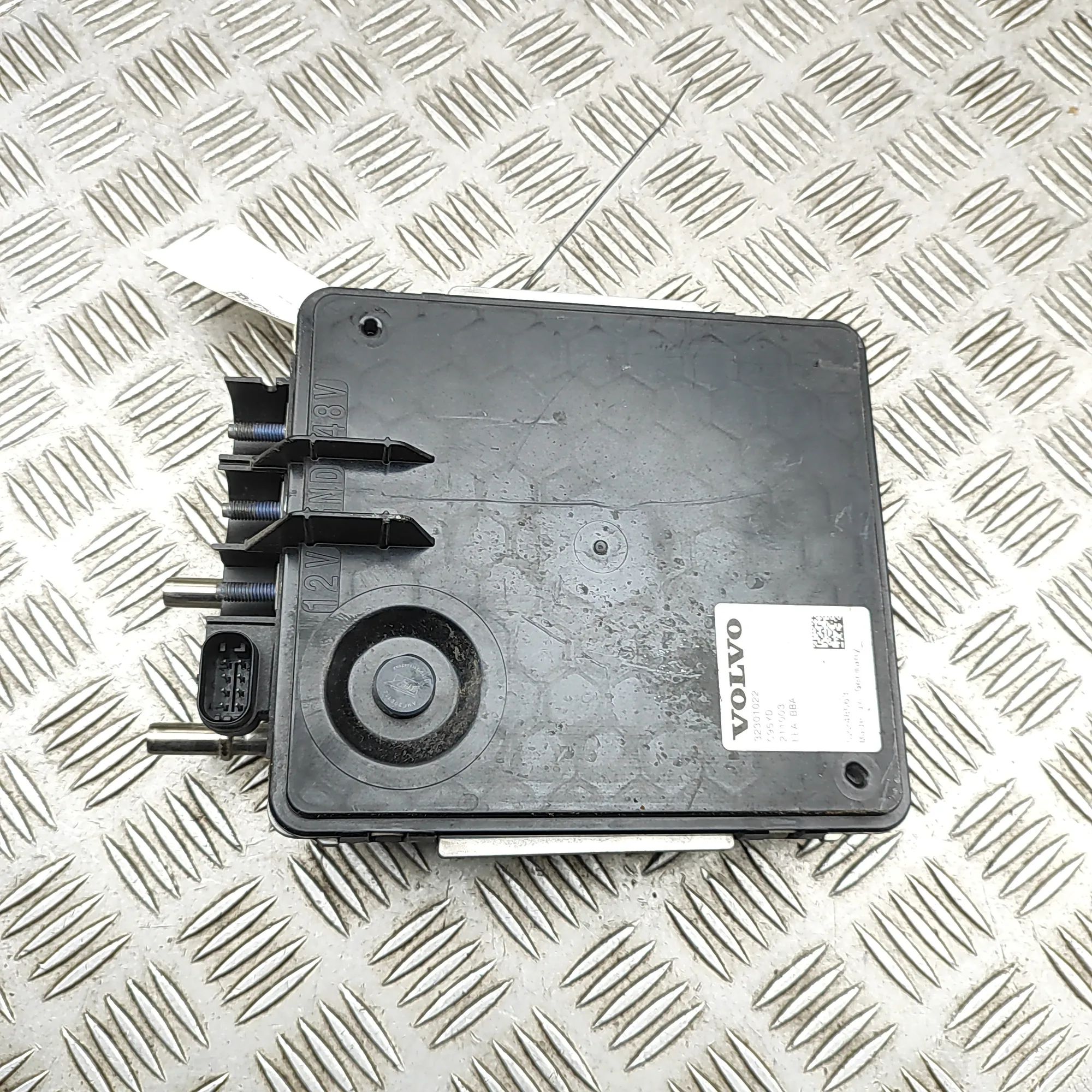 Volvo S60 Inverter 32301022 Inverter VOLVO V60 (II 225, 227) (2018...