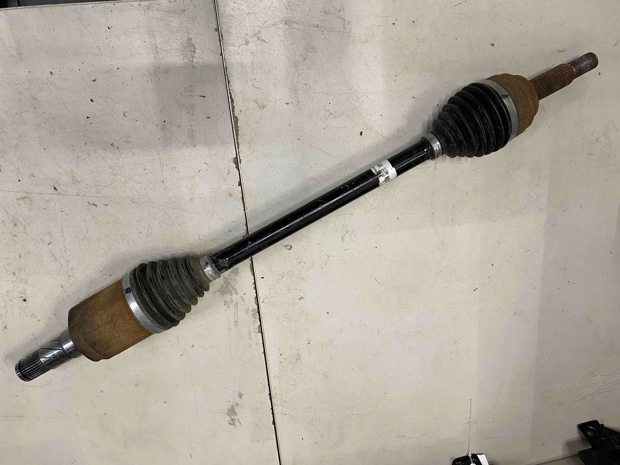 Tesla Model X Front Left Driveshaft 1027113-00 Front Left Driveshaft TESLA MODEL X ...