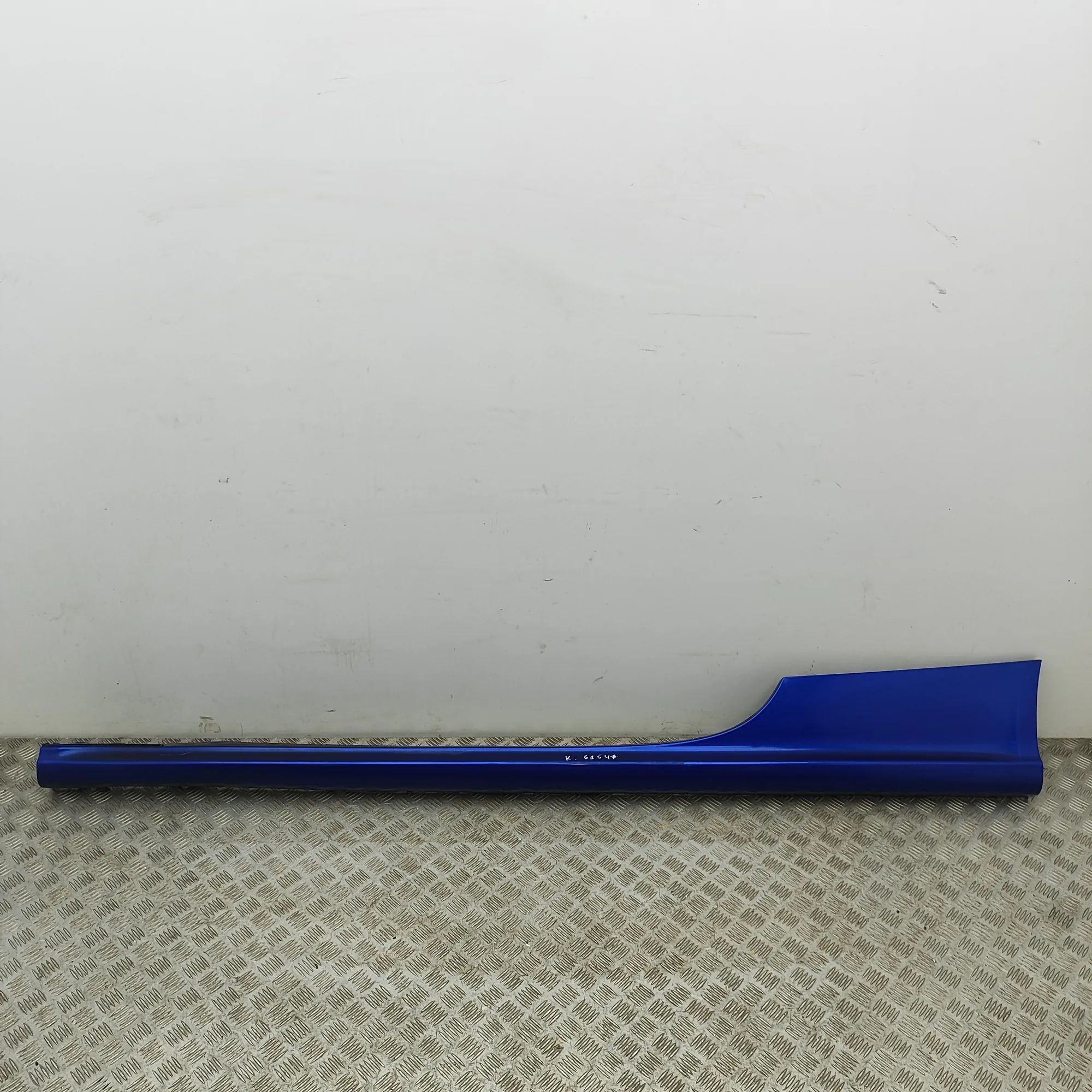 Audi A5 (B8) Left Side Plastic Sideskirt Cover 8T0853855A Left Side Plastic Sideskirt Cover AU...