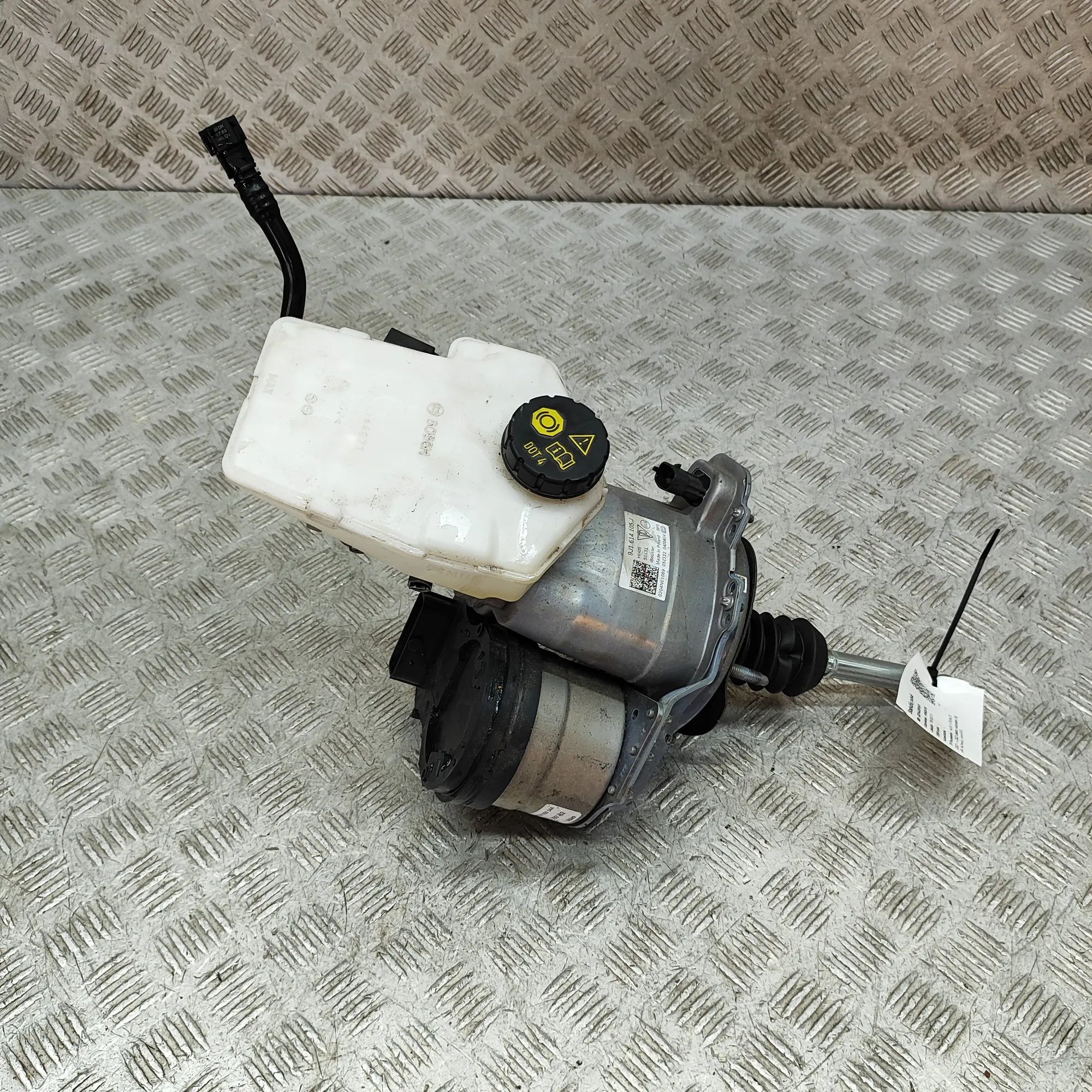 Audi e-tron GT (FW) Brake Servo Booster 97356684, 0204852044, 9J1614105J Brake Servo Bo...
