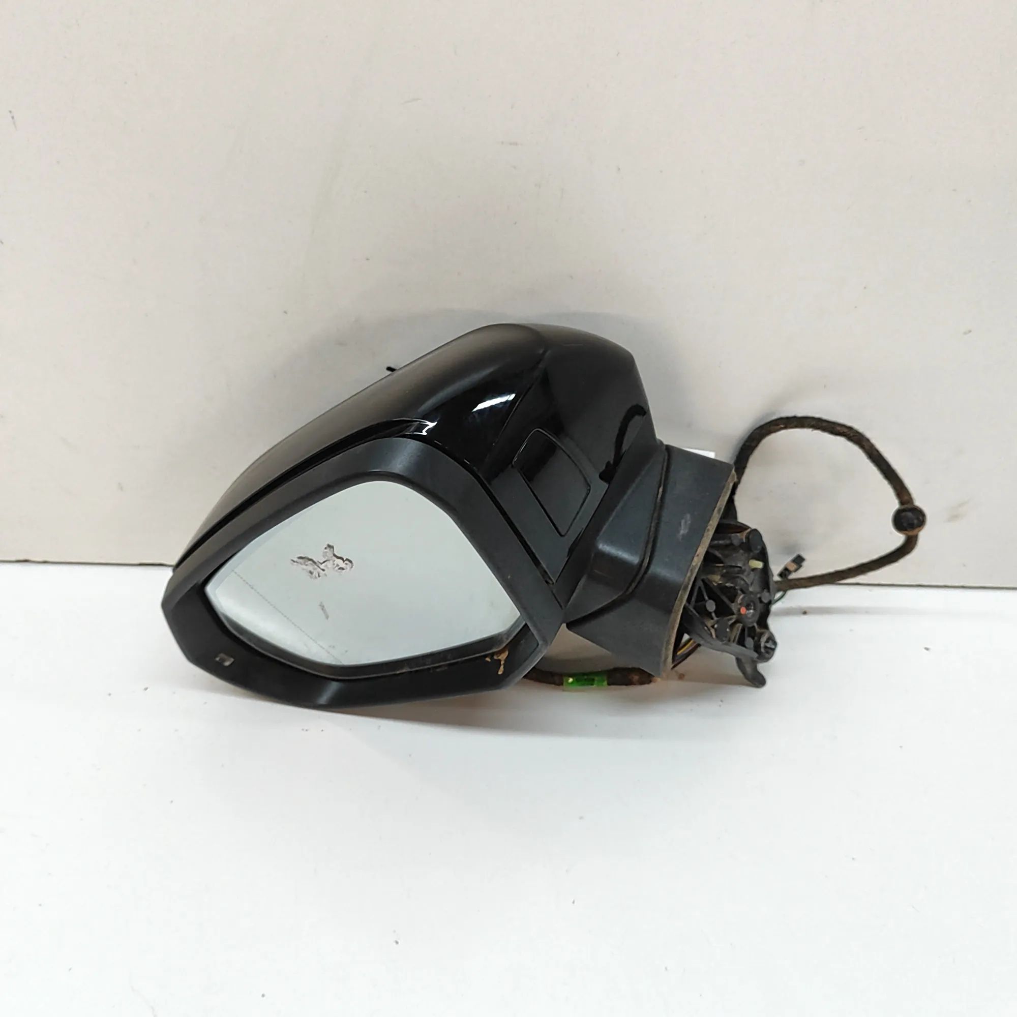 Audi Q3 (F3) Left Side Wing Mirror 81A857535H, 81B949145, 81A857527A, 83B857409H L...