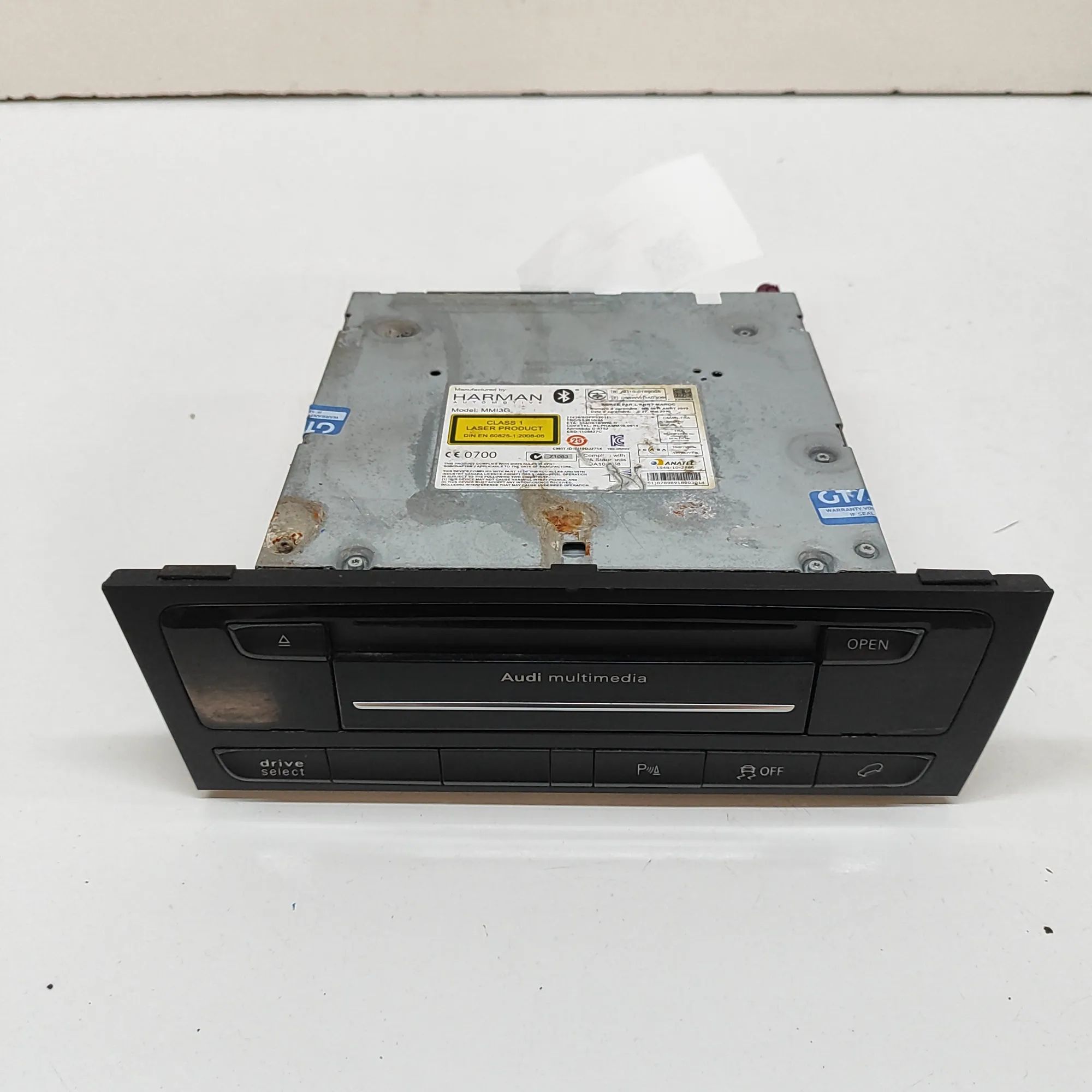 Audi Q5 (8R) Music Navigation CD Radio Player Head Unit 8R1035746G, 8R1035746K Music Navigation CD Radi...