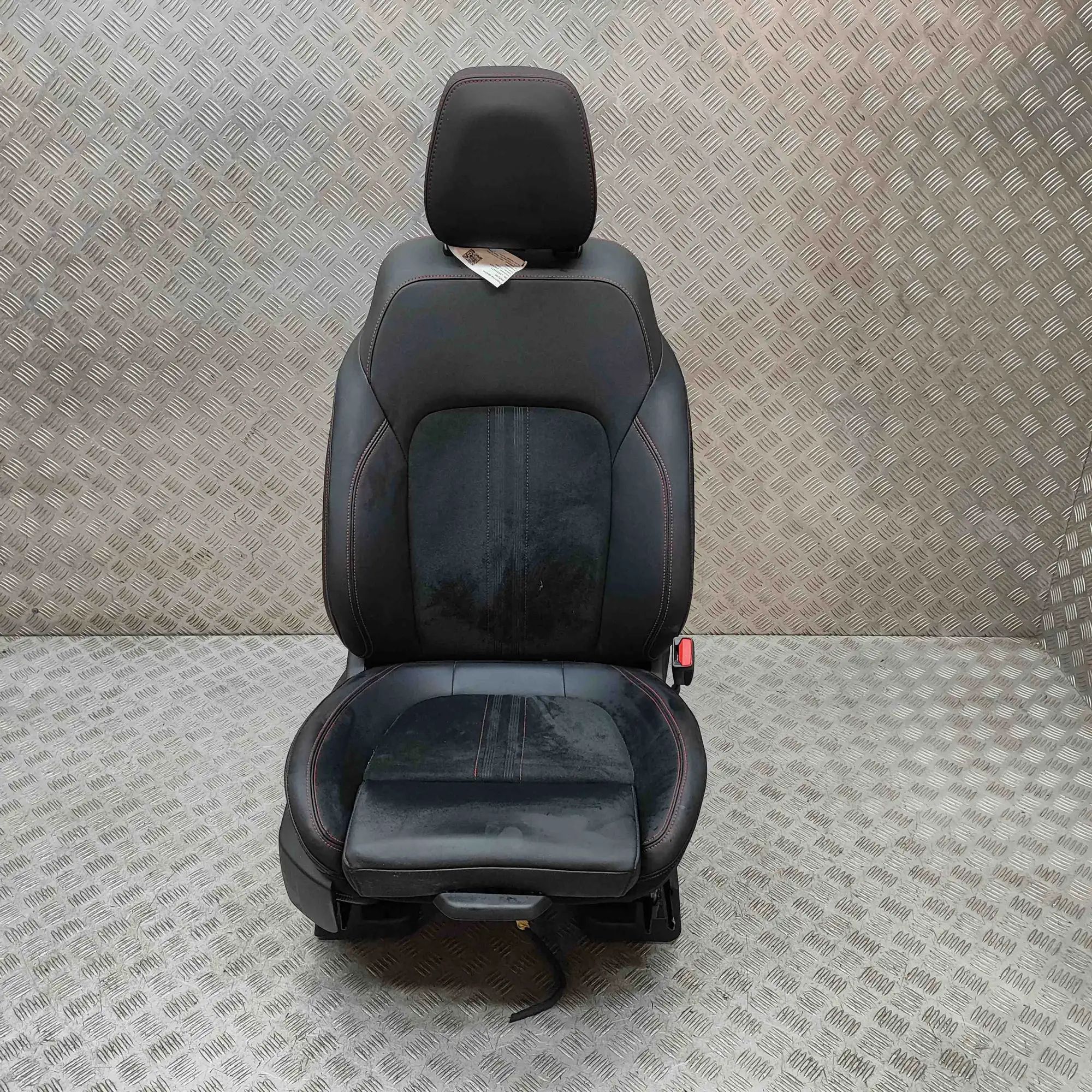 Ford Kuga Front Right Seat JU5A-96608A14-FA, PV4B-S64416-FB1HBN Front Righ...