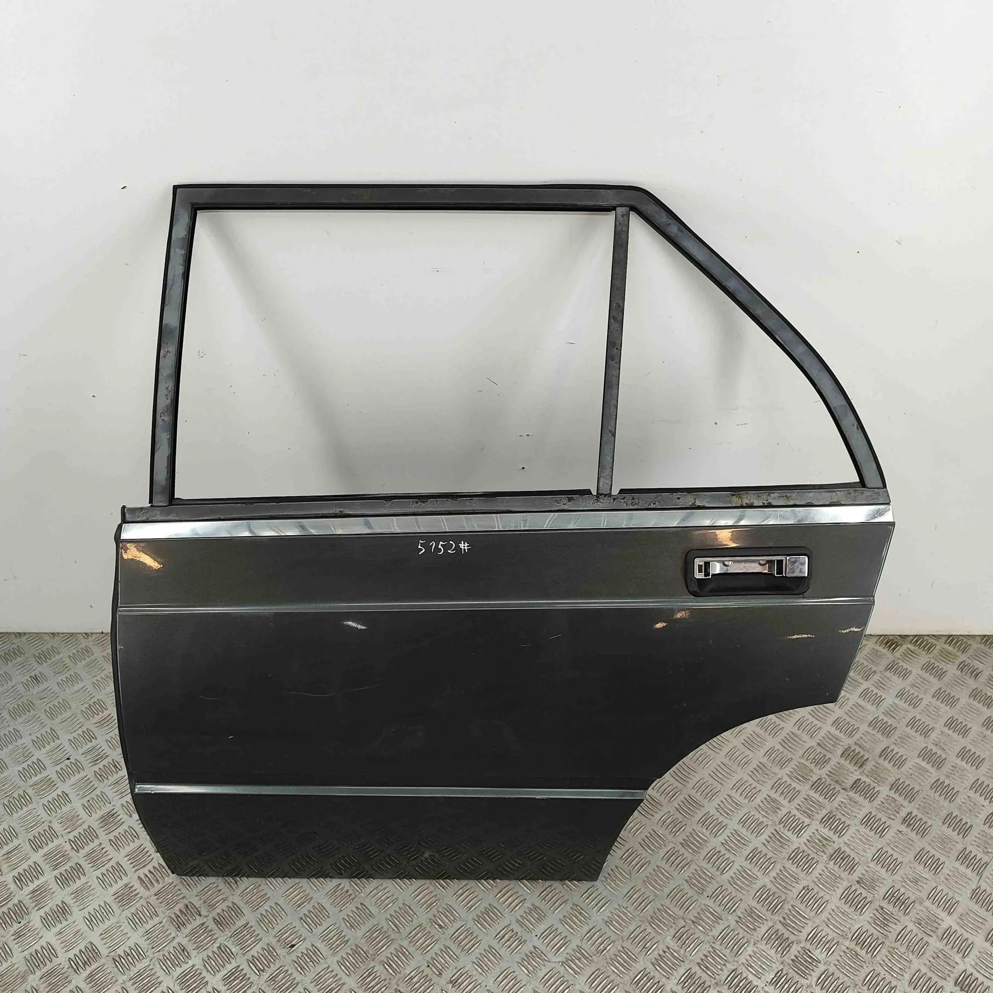 Maserati Biturbo (2, 4, Spyder, Karif) Rear Left Door 324530201 Rear Left Door MASERATI 425 (1987-199...