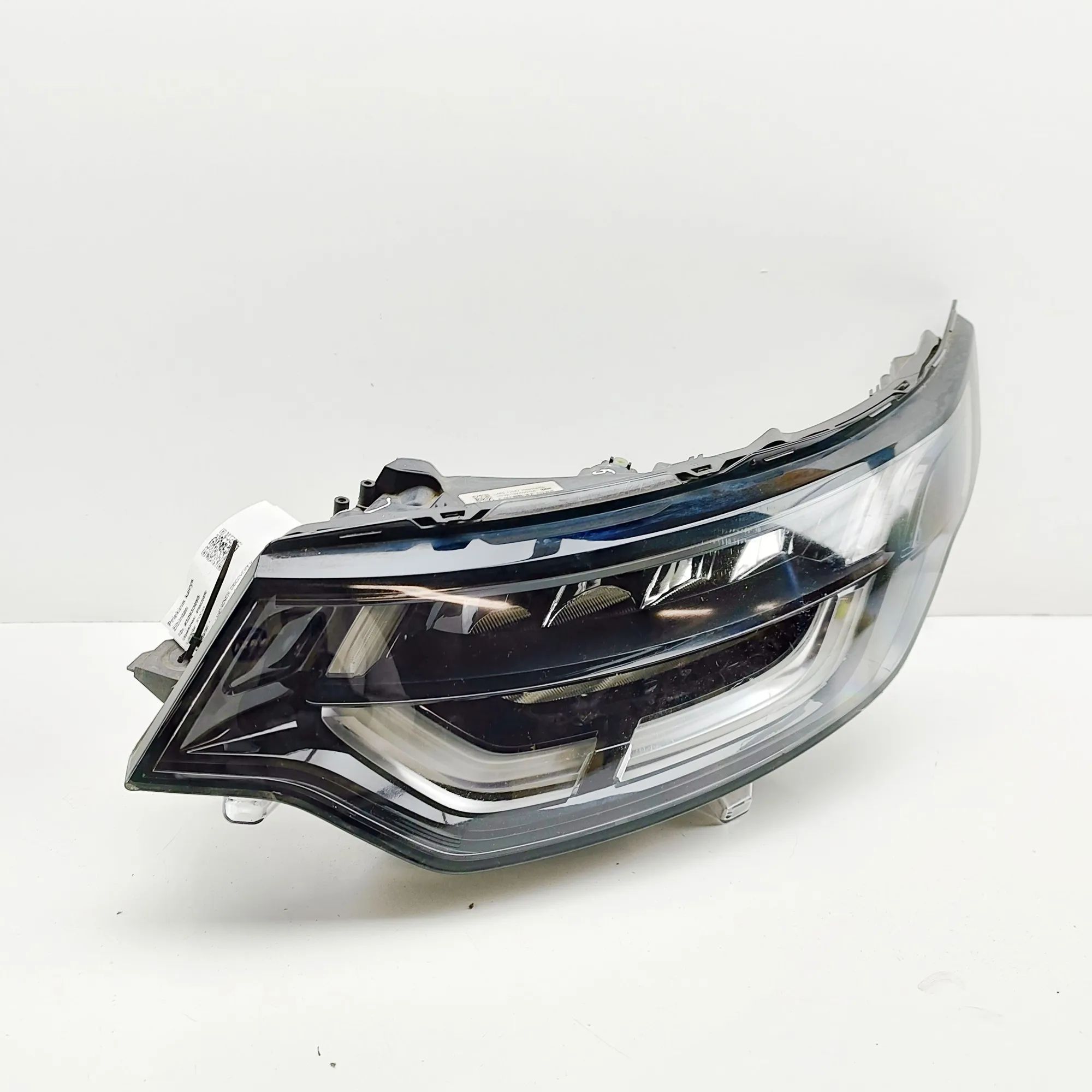 Land Rover Discovery Front Left Headlight HY32-13W030-DA Front Left Headlight LAND ROVER ...