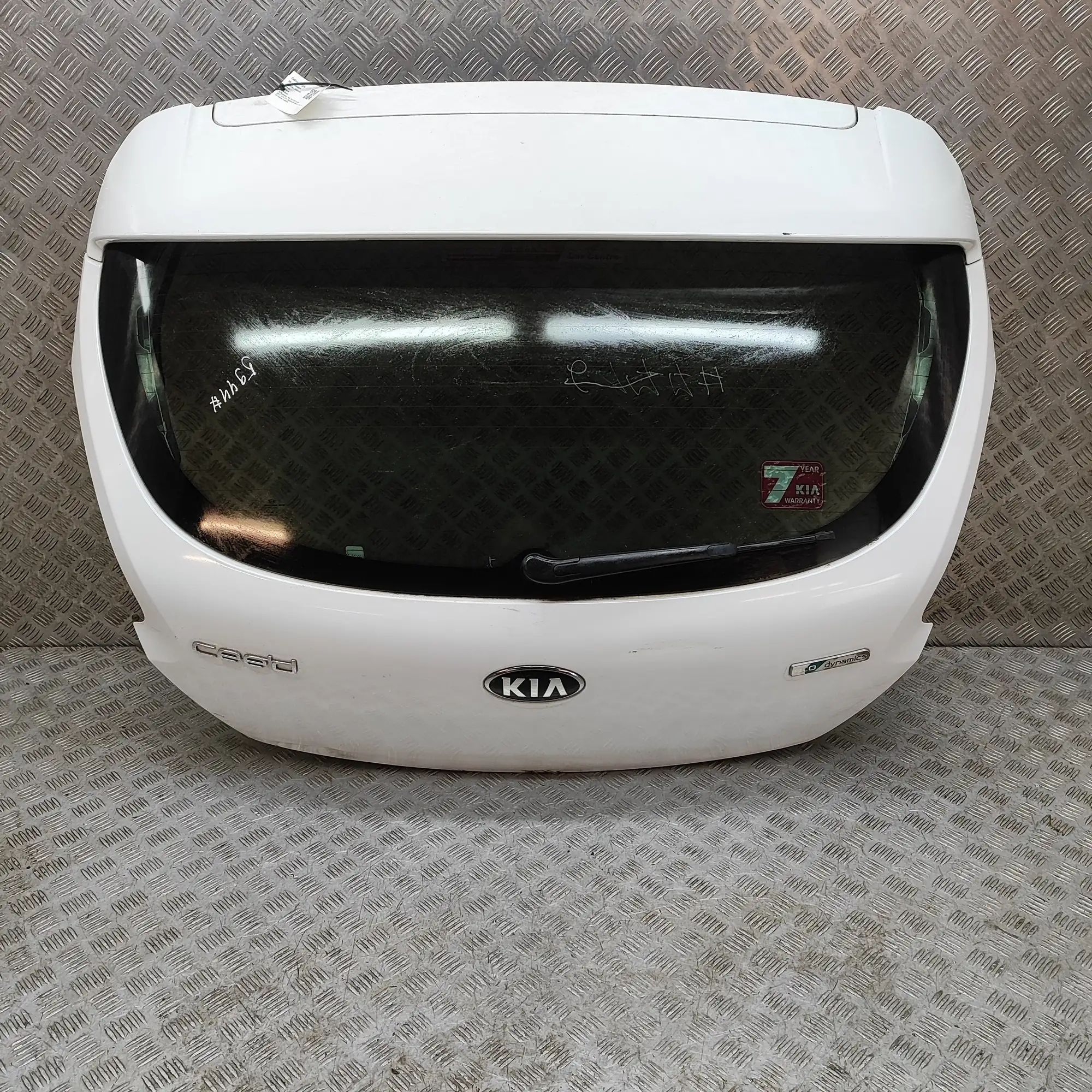 Kia ceed (JD) Tailgate Bootlid 73700-A2700 Tailgate Bootlid KIA PRO (CEE´D JD)...