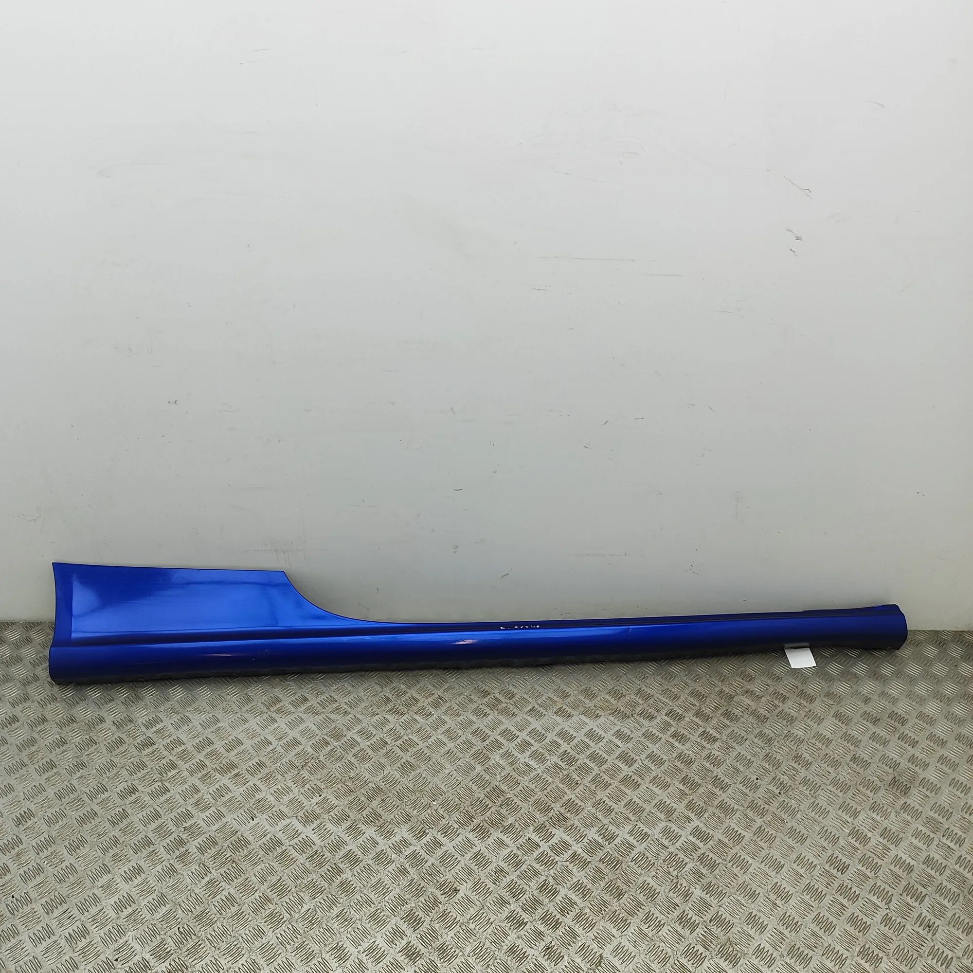 Audi A5 (B8) Right Side Plastic Sideskirt Cover 8T0853856A Right Side Plastic Sideskirt Cover A...