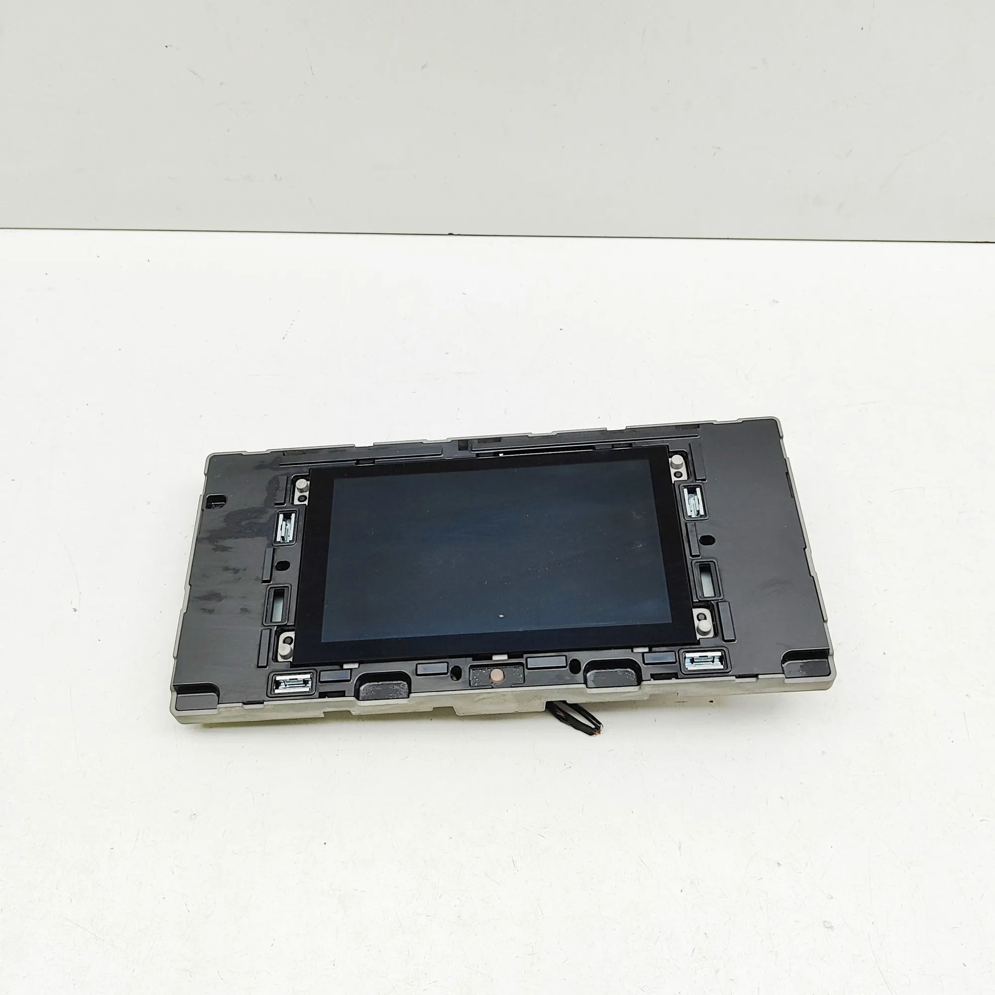 Mercedes-Benz Sprinter (W907 / W910)  Navigation Screen Display A9079017903, A9079022906, A9079000508 Navigatio...