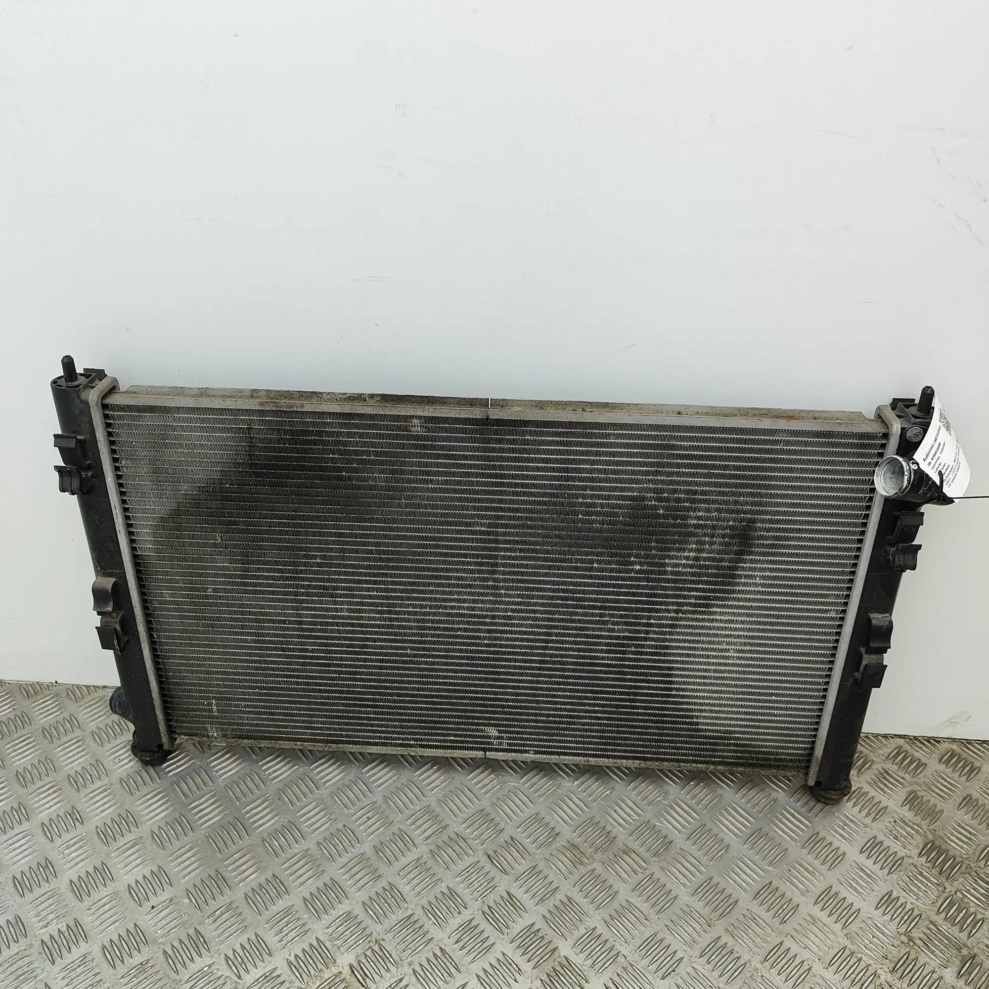 Maserati Ghibli Cooling Radiator 670038340 Cooling Radiator MASERATI GHIBLI (M15...