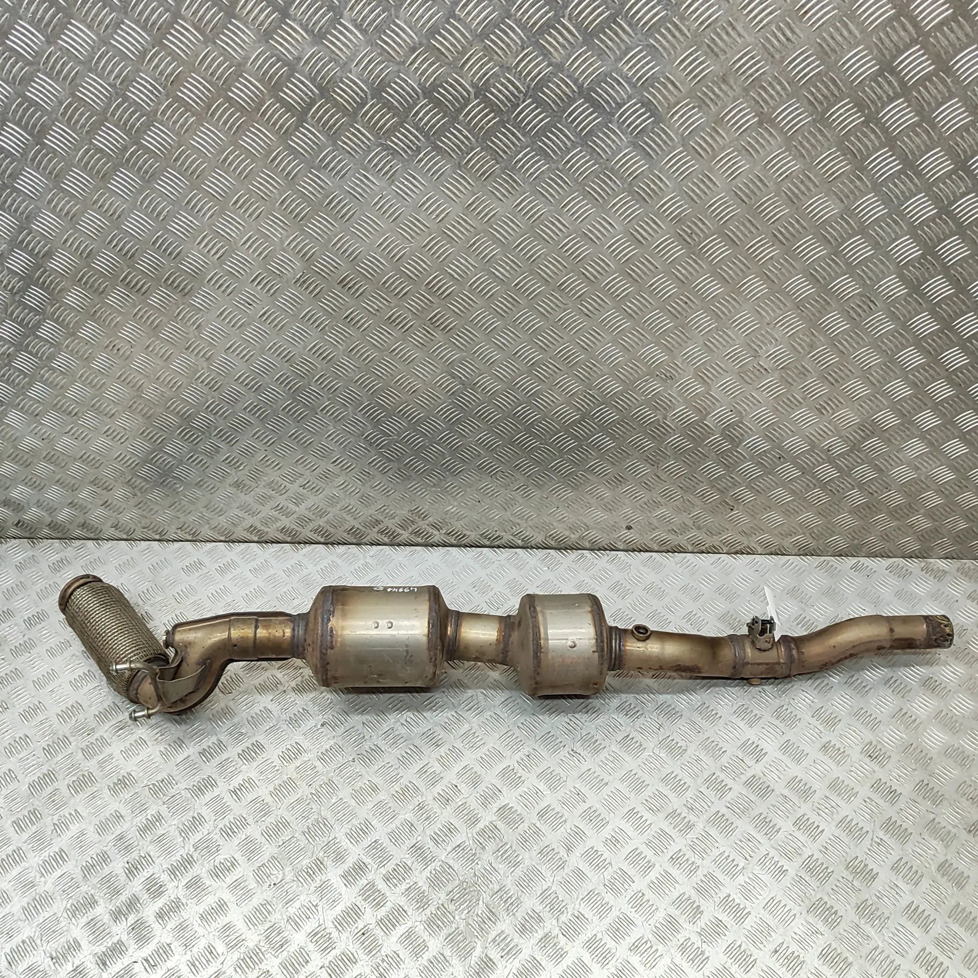 Volkswagen Passat (B8) Catalyst Converter 05L131701F, 05L131701G Catalyst Converter VW PA...