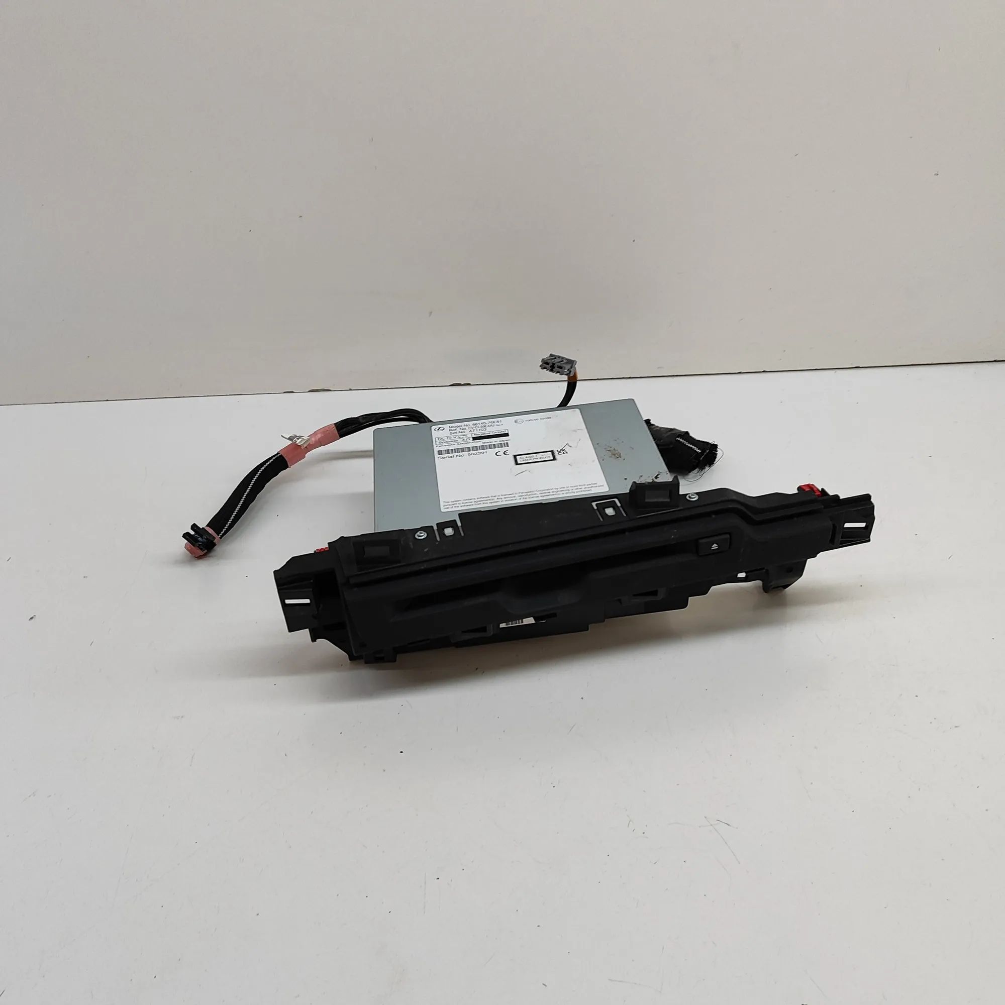 Lexus UX Music Navi CD Radio Player Head Unit 86140-76E81 Music Navi CD Radio Player Head Uni...
