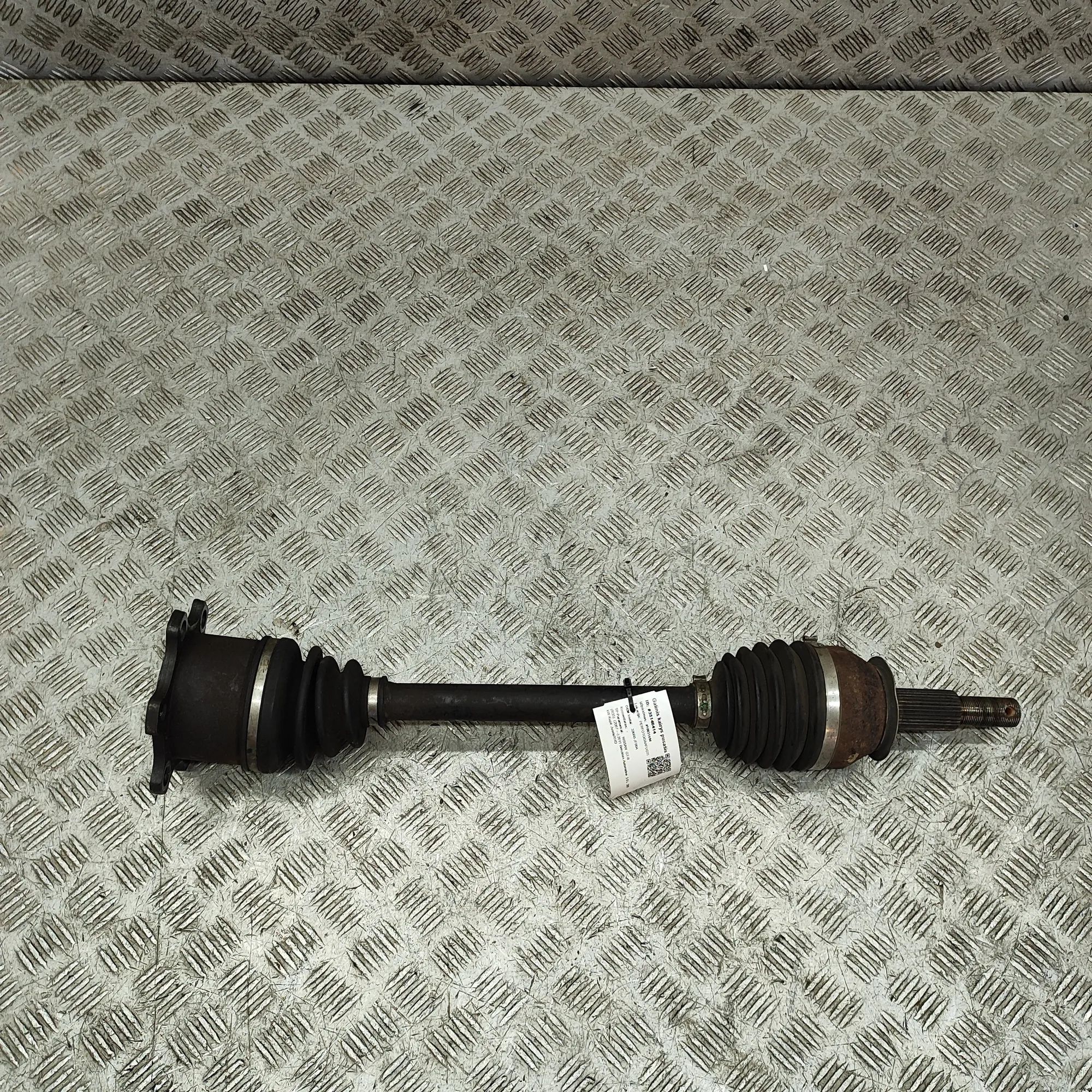 Nissan GT-R Rear Left Driveshaft 39600-JF00A Rear Left Driveshaft NISSAN GT-R (R...