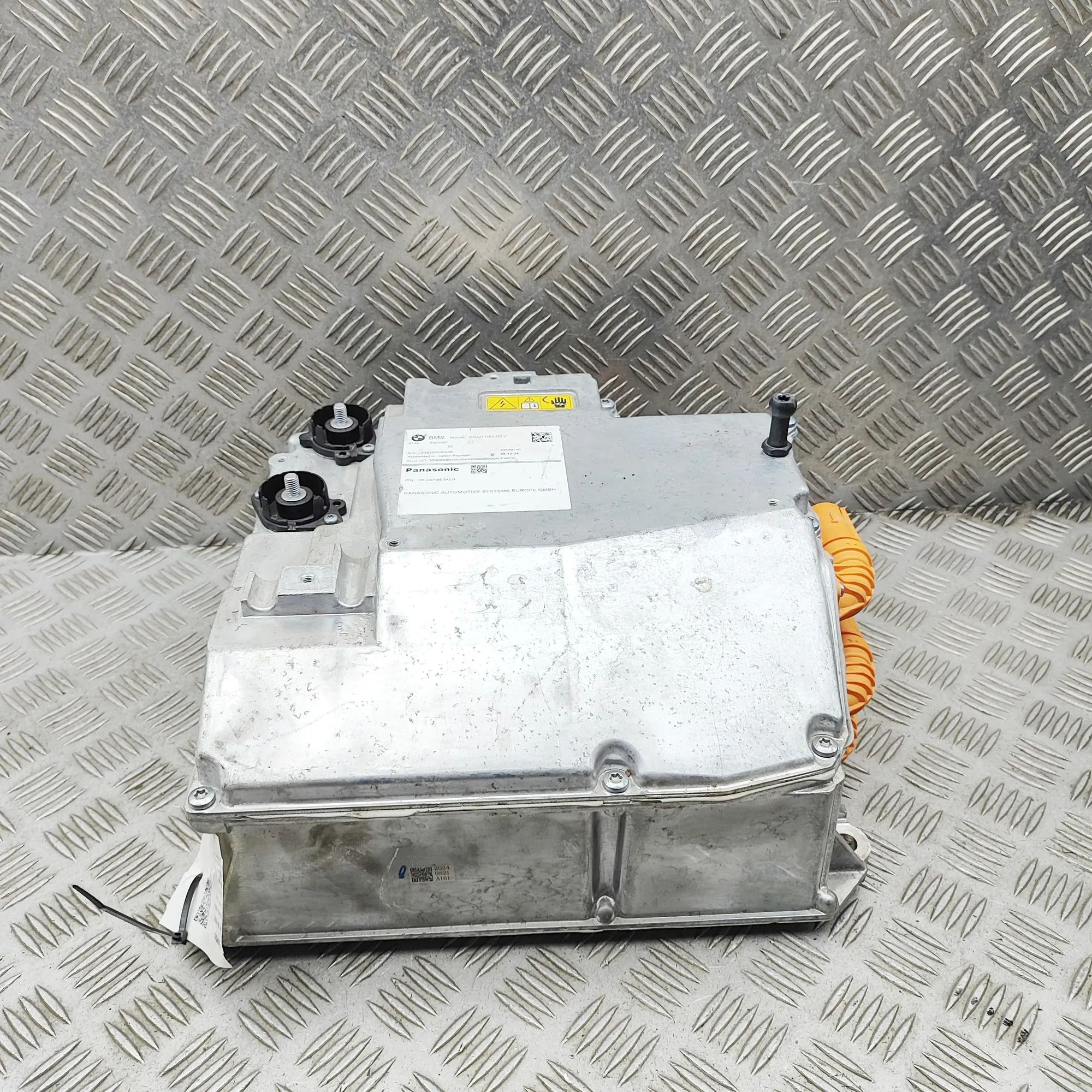 BMW 5 / i5 (G60 / G61) Inverter 5A93367 Inverter BMW 5 SERIES (G60) (2023-...)
...