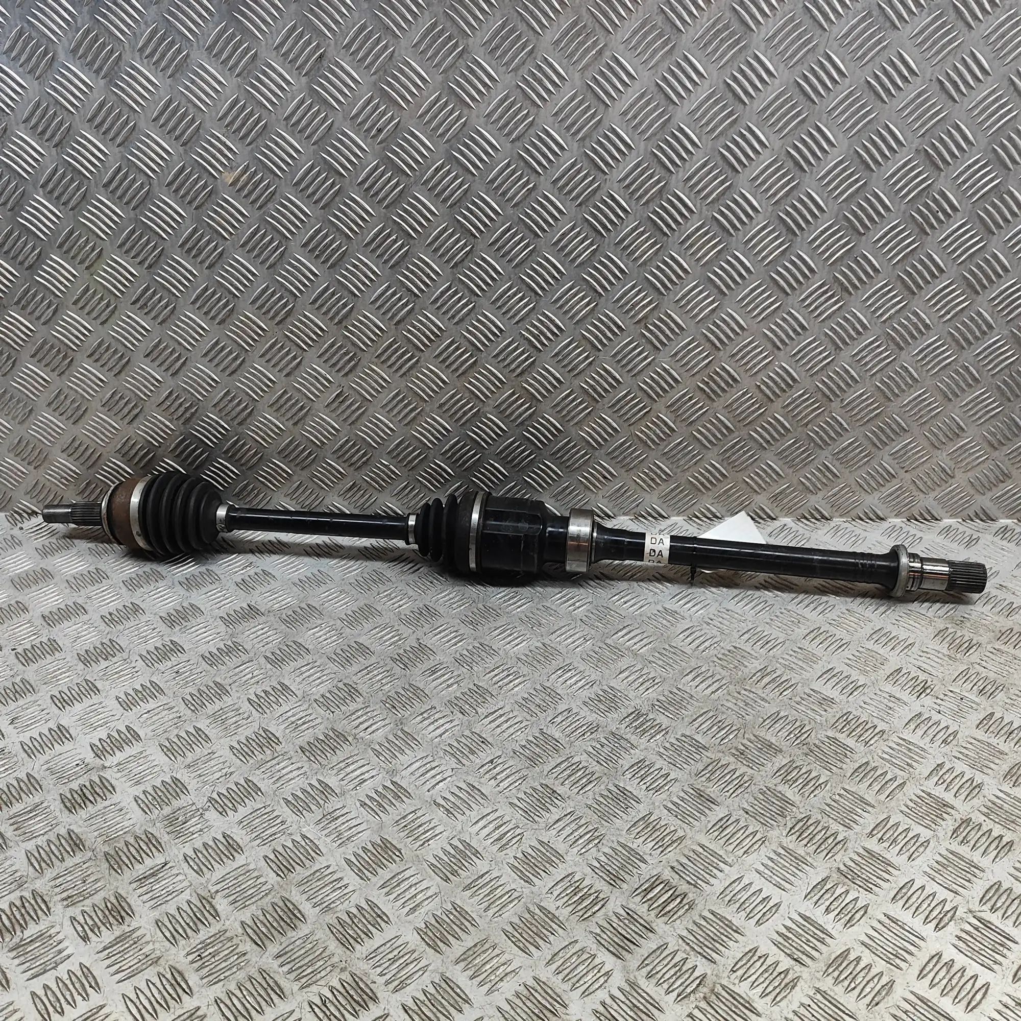 Mazda 3 (BP) Front Right Driveshaft FT0J-25-50X Front Right Driveshaft MAZDA CX-3 (...