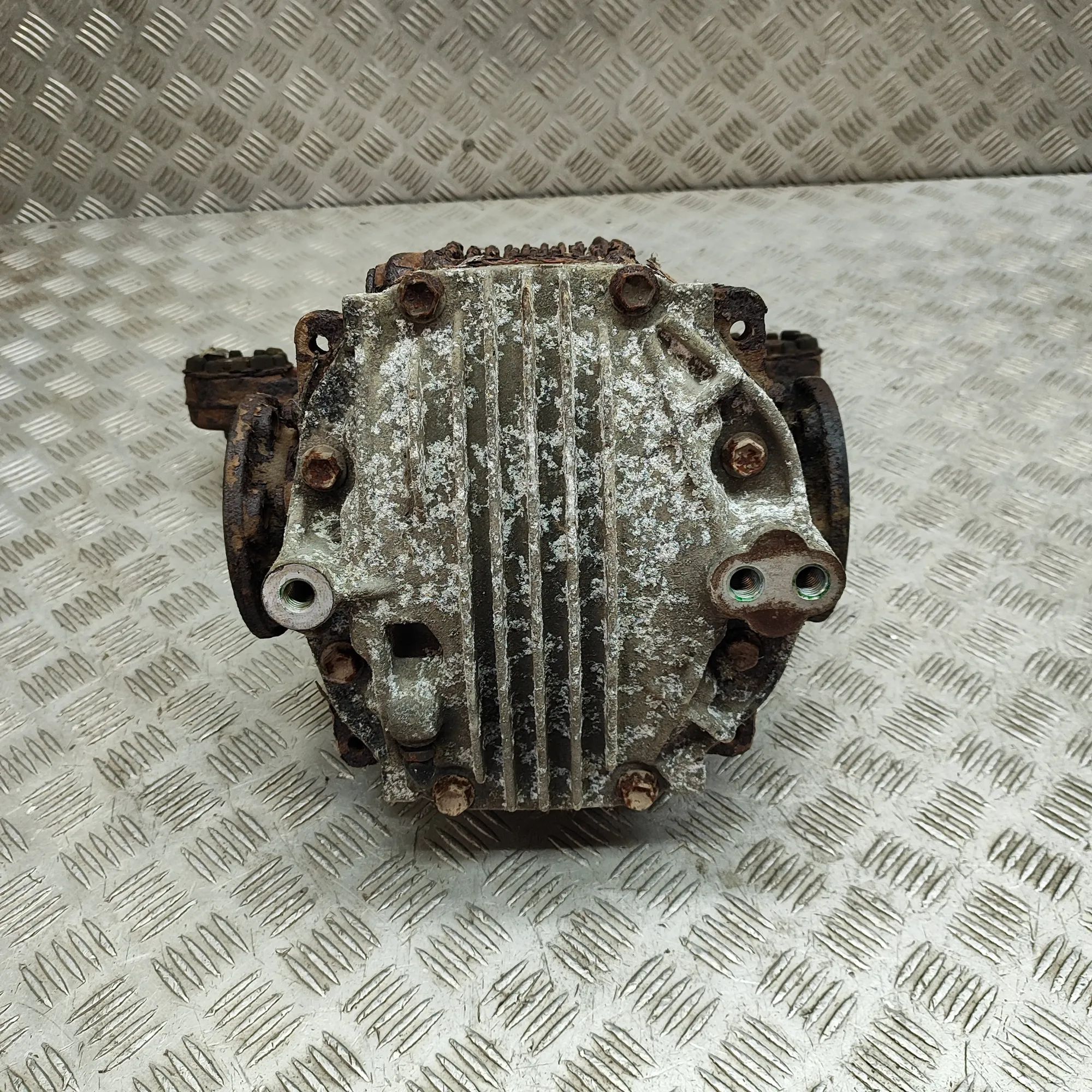 Lexus GS rear differential 41110-24162 Rear Differential LEXUS GS (JZS160_...
