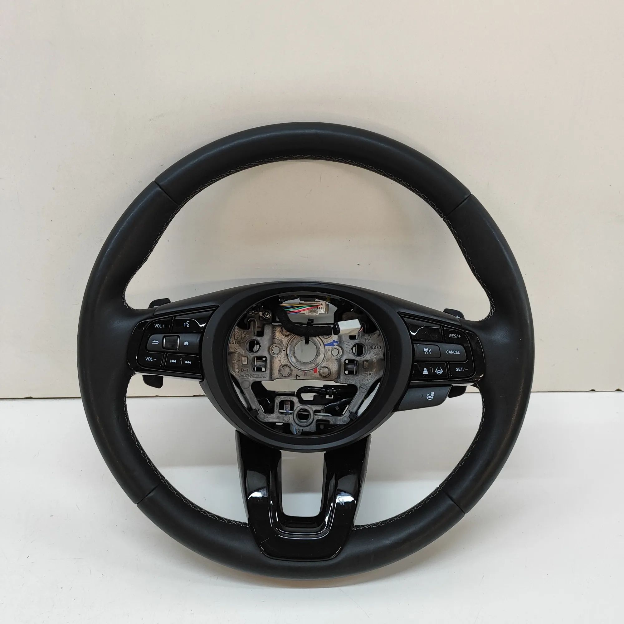 Honda HR-V / e:Ny1 steering wheel 78500-3M0-K72-M1 Steering Wheel HONDA E:NY1 (20...