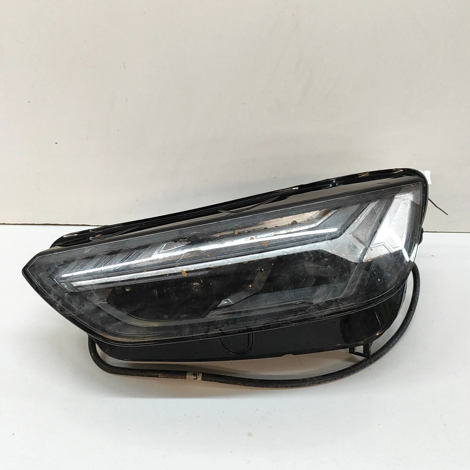 Audi Q5 (FY) Front Left Headlight 80A941035E Front Left Headlight AUDI Q5 (FY) (2...