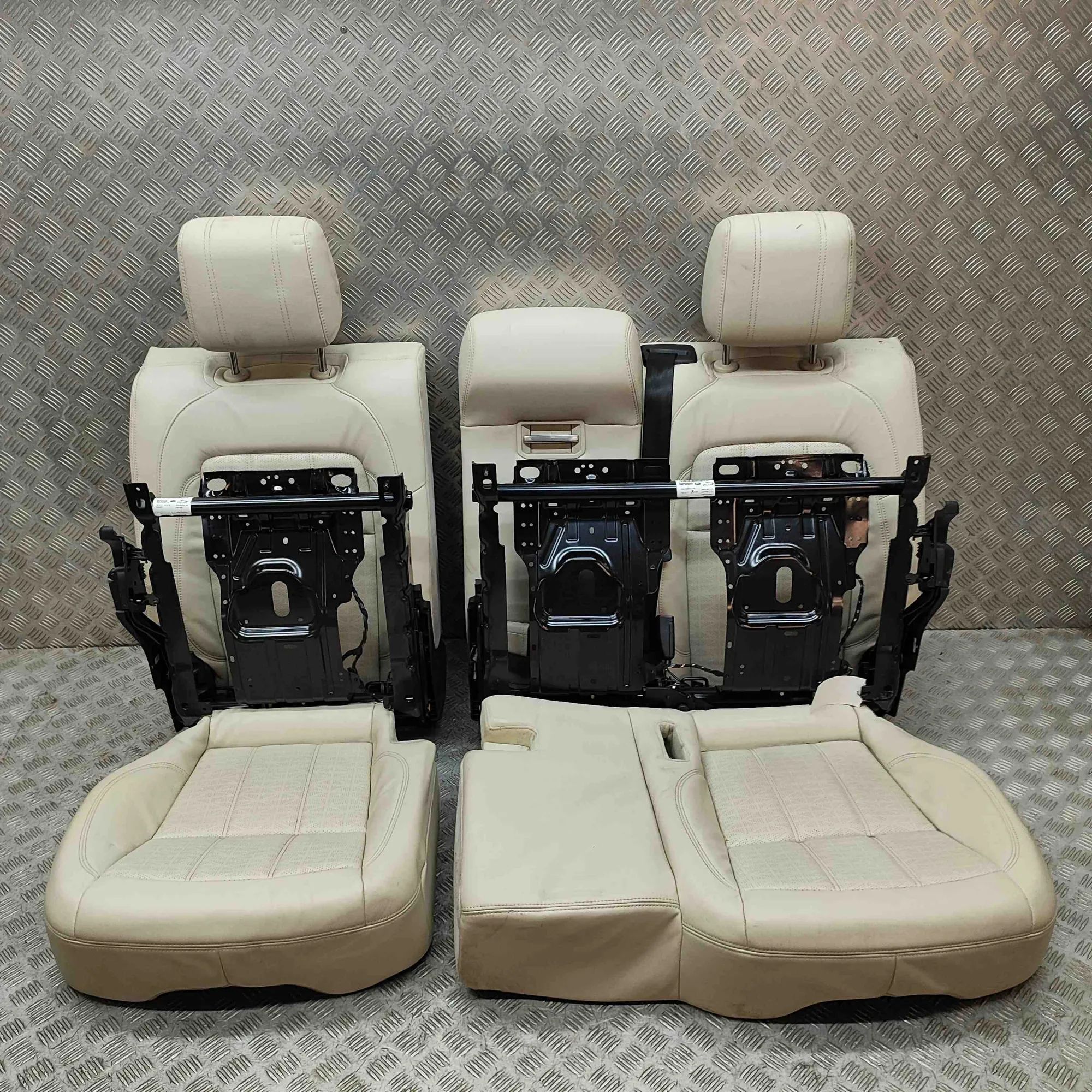 Land Rover Range Rover Sport (L494) Tagaiste (kompl.) JK52-613A10-AA, JK52-613A11-AA Rear Seat LAND R...