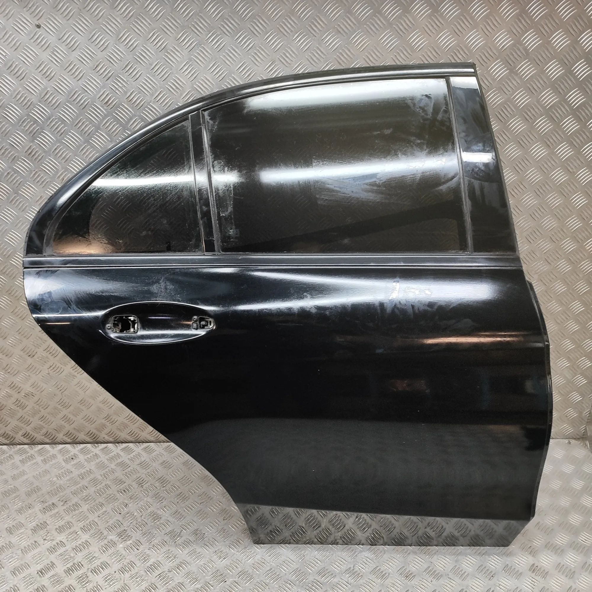 Mercedes-Benz A (W176) Rear Right Door A2057300205 Rear Right Door MERCEDES-BENZ C-CLA...