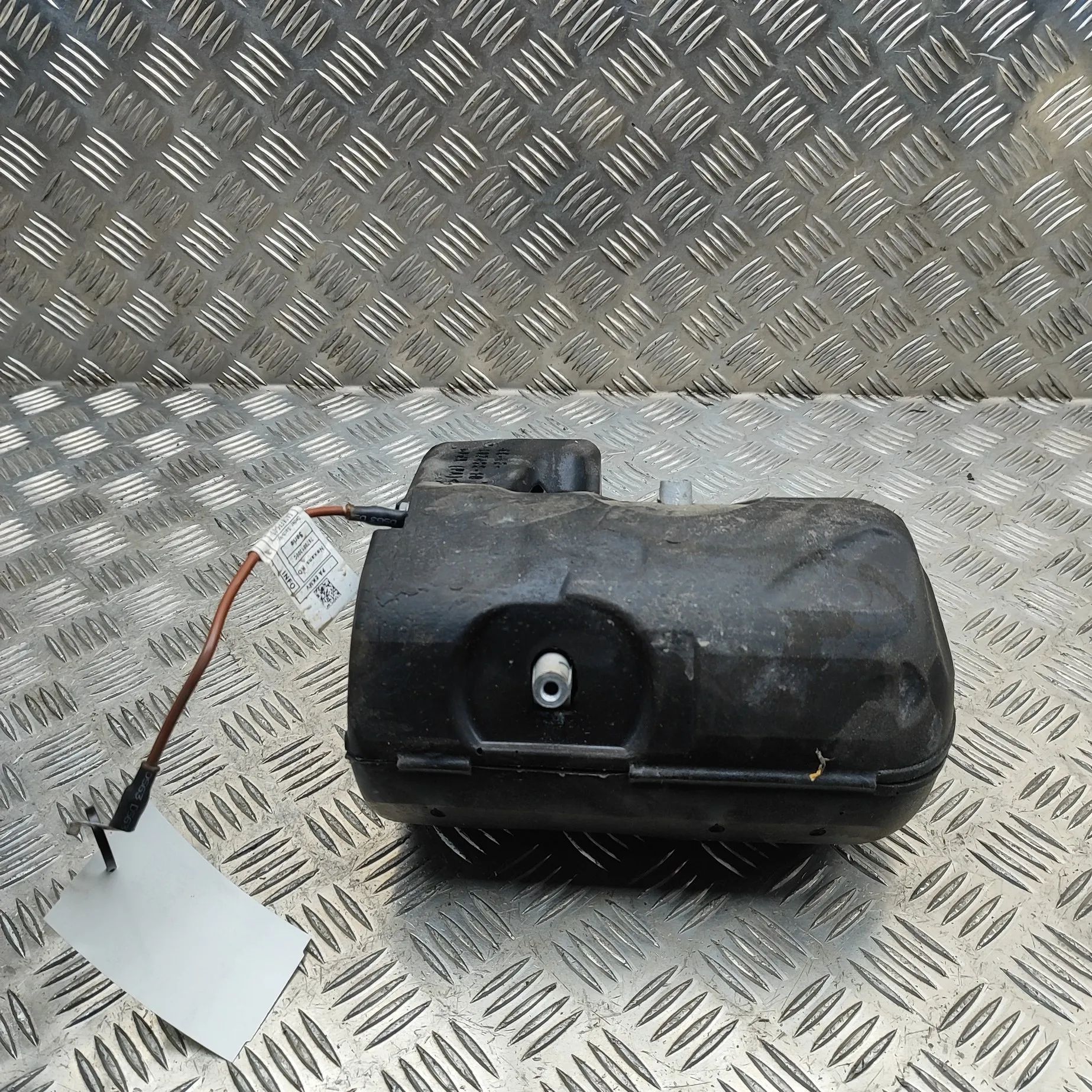 BMW iX (I20) Air Condition A/C Pump 5A69FB9 Air Condition A/C Pump BMW IX (I20) (20...