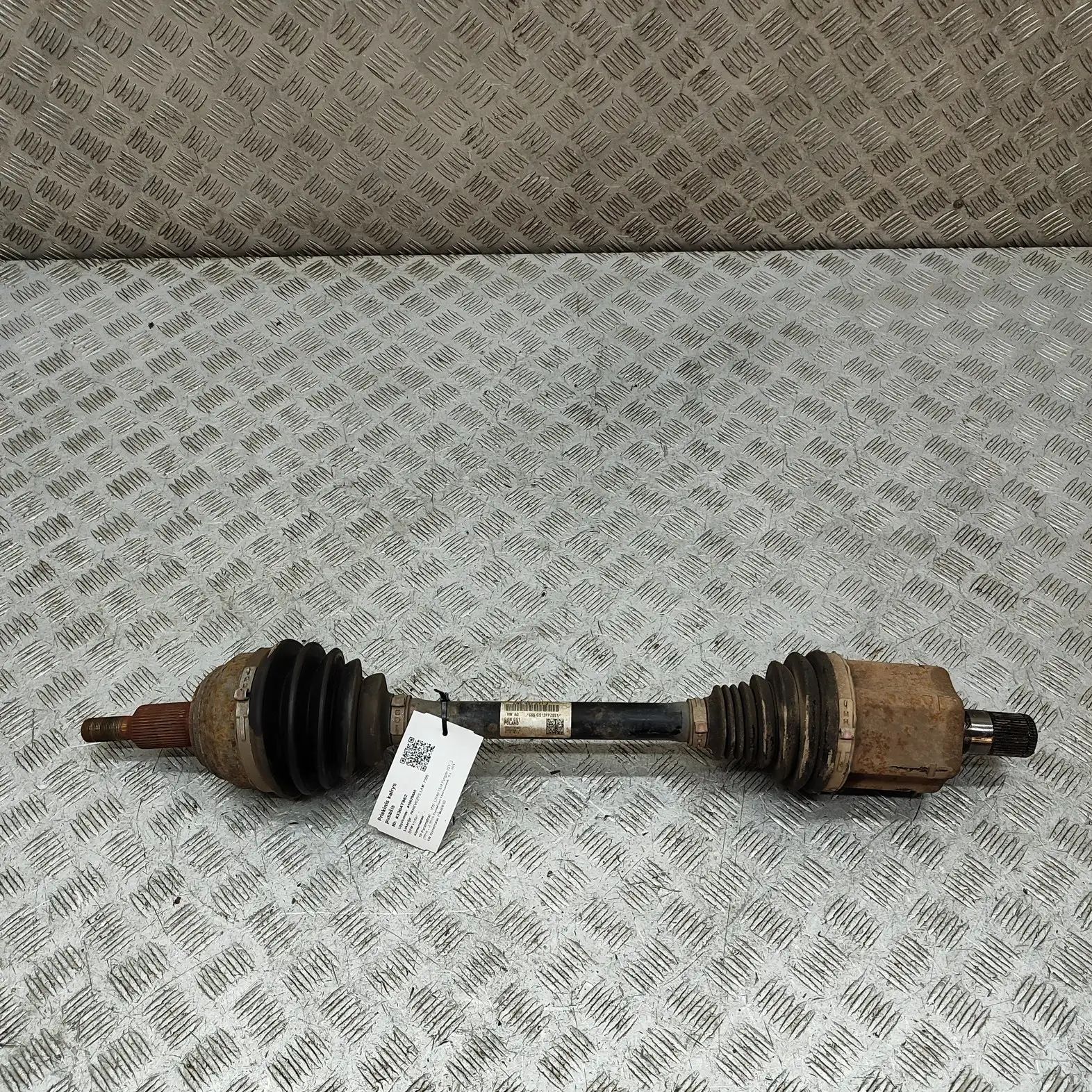 Volkswagen Crafter Front Left Driveshaft 2N0407271J Front Left Driveshaft VW CRAFTER (Fu...