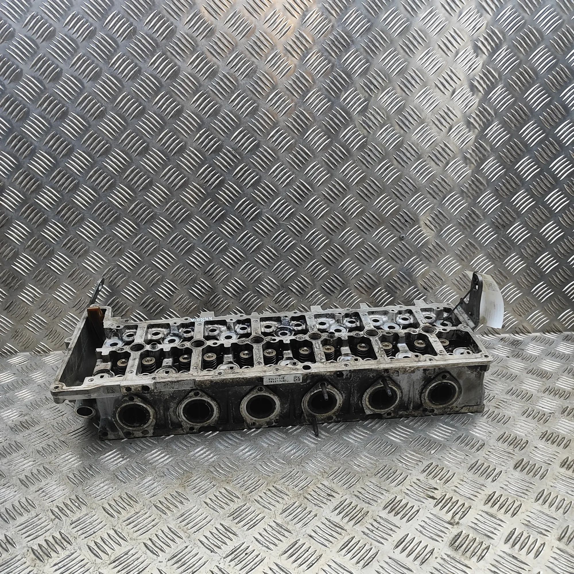 BMW 6 (F06 / F12 / F13) Engine Cylinder Head 7811936, 7800003 Engine Cylinder Head BMW 6 SER...