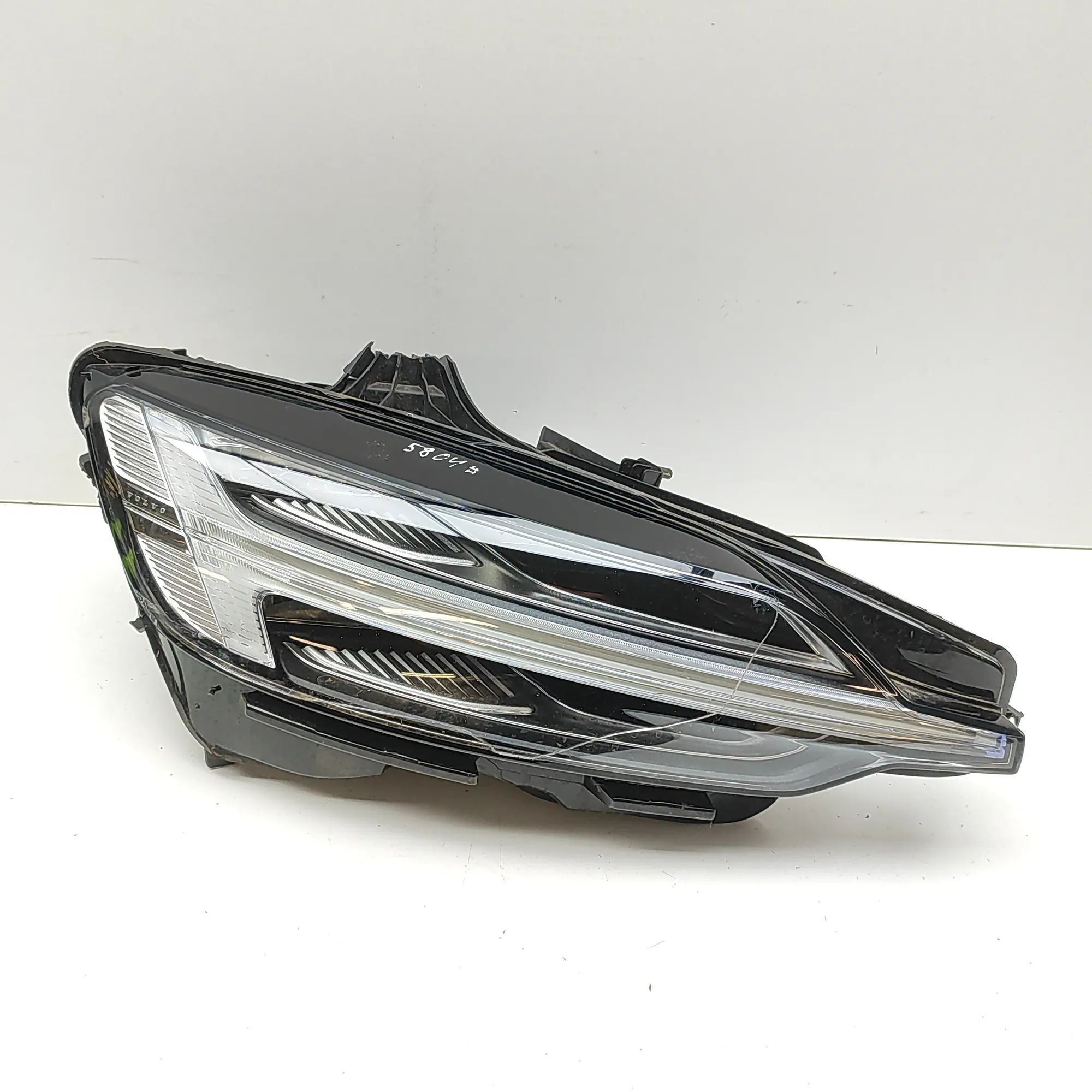 Volvo S60 Front Right Headlight 32338019 Front Right Headlight VOLVO V60 (II 22...