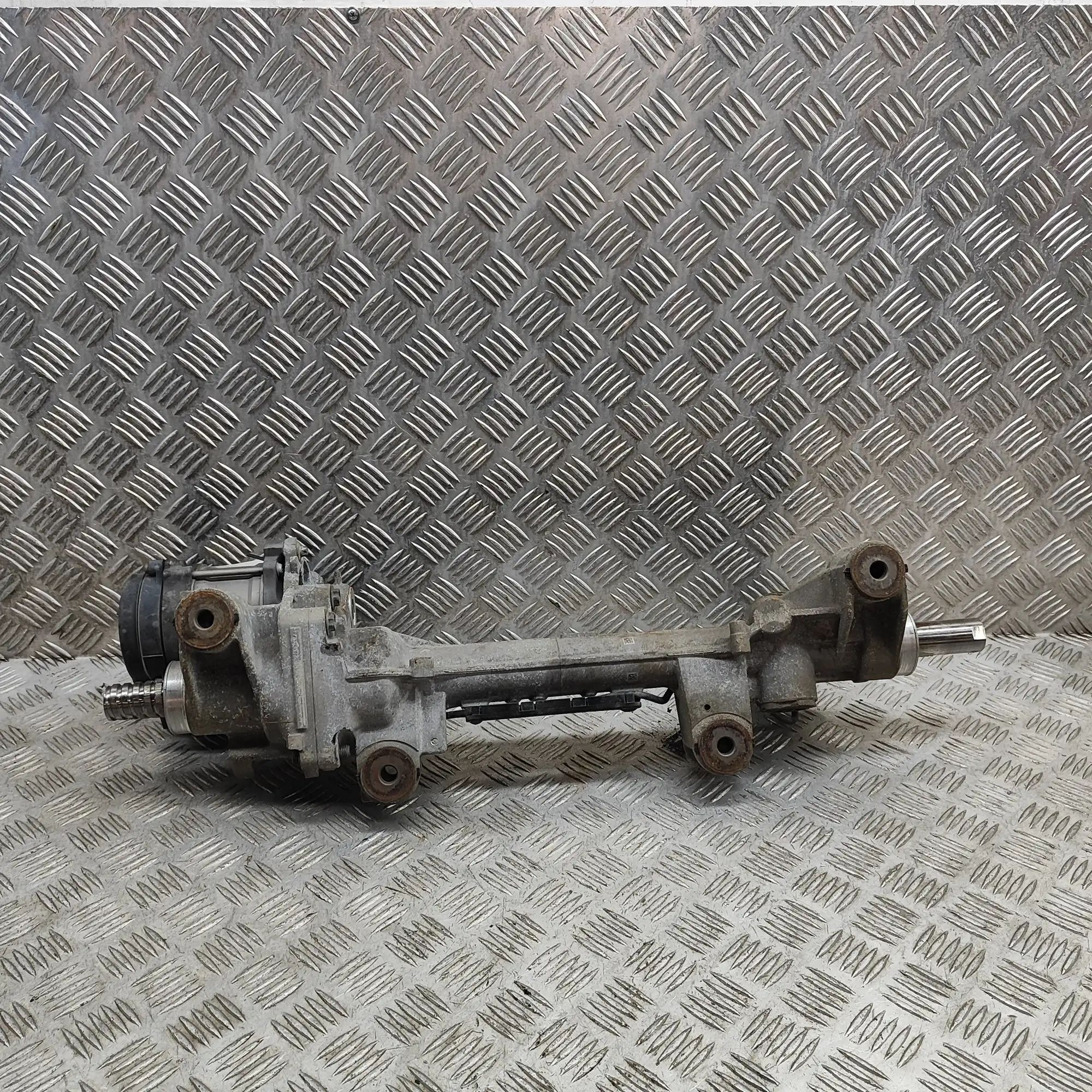 Toyota RAV4 (XA40) рулевая рейка / червяк 89650-42300 Steering Rack TOYOTA RAV (4 V XA50)...
