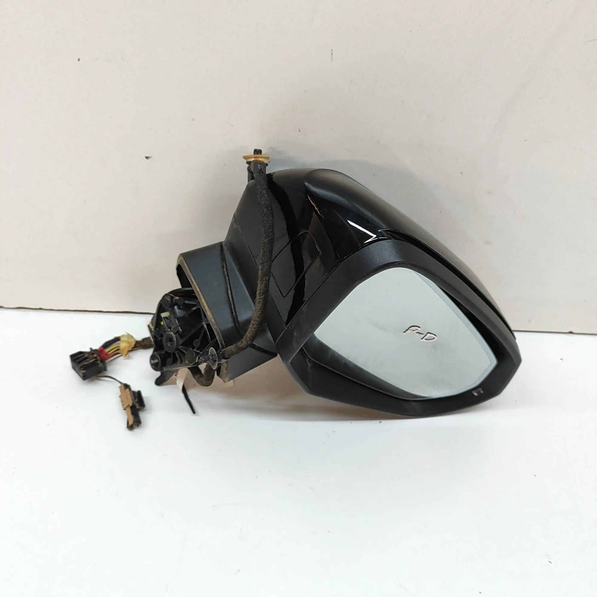 Audi Q3 (F3) Right Side Wing Mirror 81A857536G, 81B949146, 81A857528A, 83B857410H R...