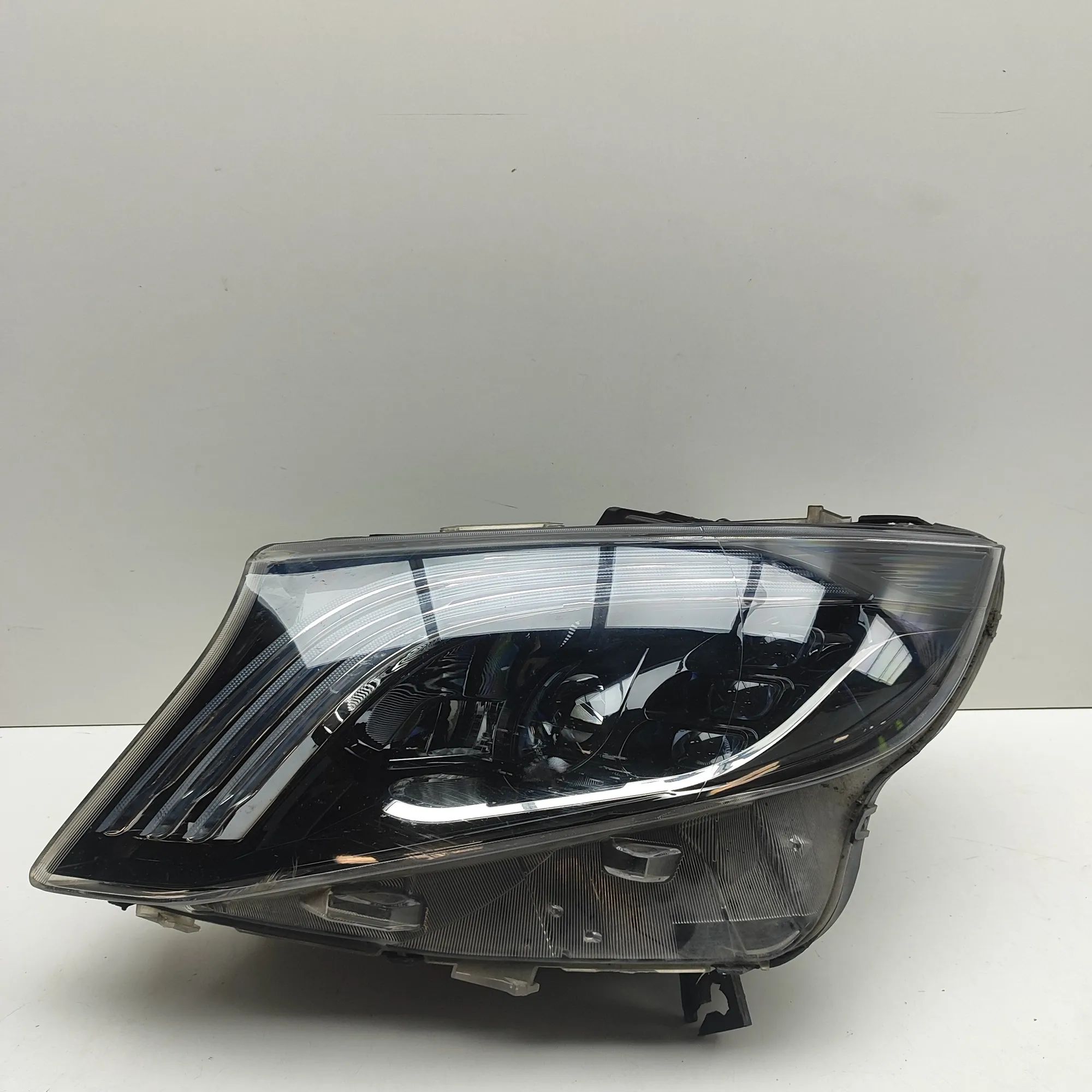 Mercedes-Benz V / Vito / EQV (W447) Front Left Headlight A4479067900 Front Left Headlight MERCEDES-BENZ ...