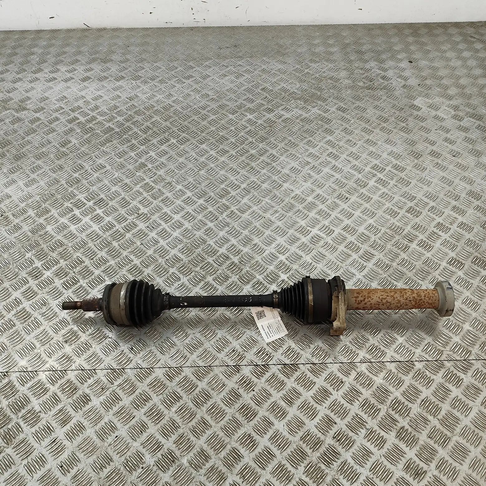Volkswagen Transporter (T6, Caravelle, Multivan) Front Right Driveshaft 7LA407272M Front Right Driveshaft VW TRANSPORTE...