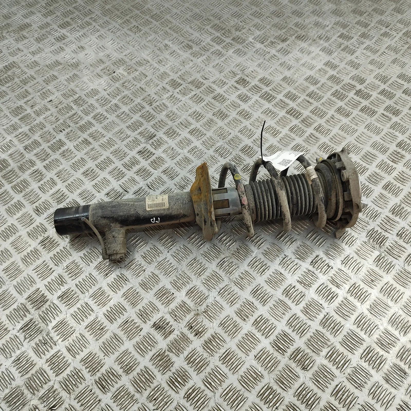Skoda Enyaq Front Right Shock Absorber 1EA413032R Front Right Shock Absorber SKODA ENY...
