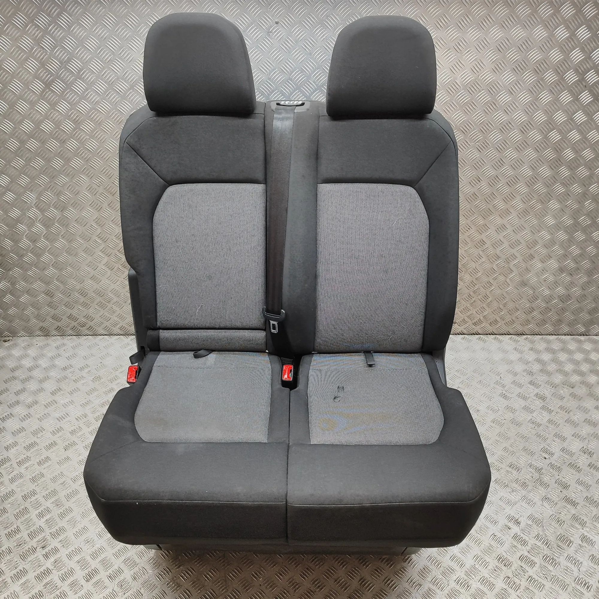 Volkswagen Crafter Front Left Seat 000881020Q, 2N2881105G Front Left Seat VW CRAFT...