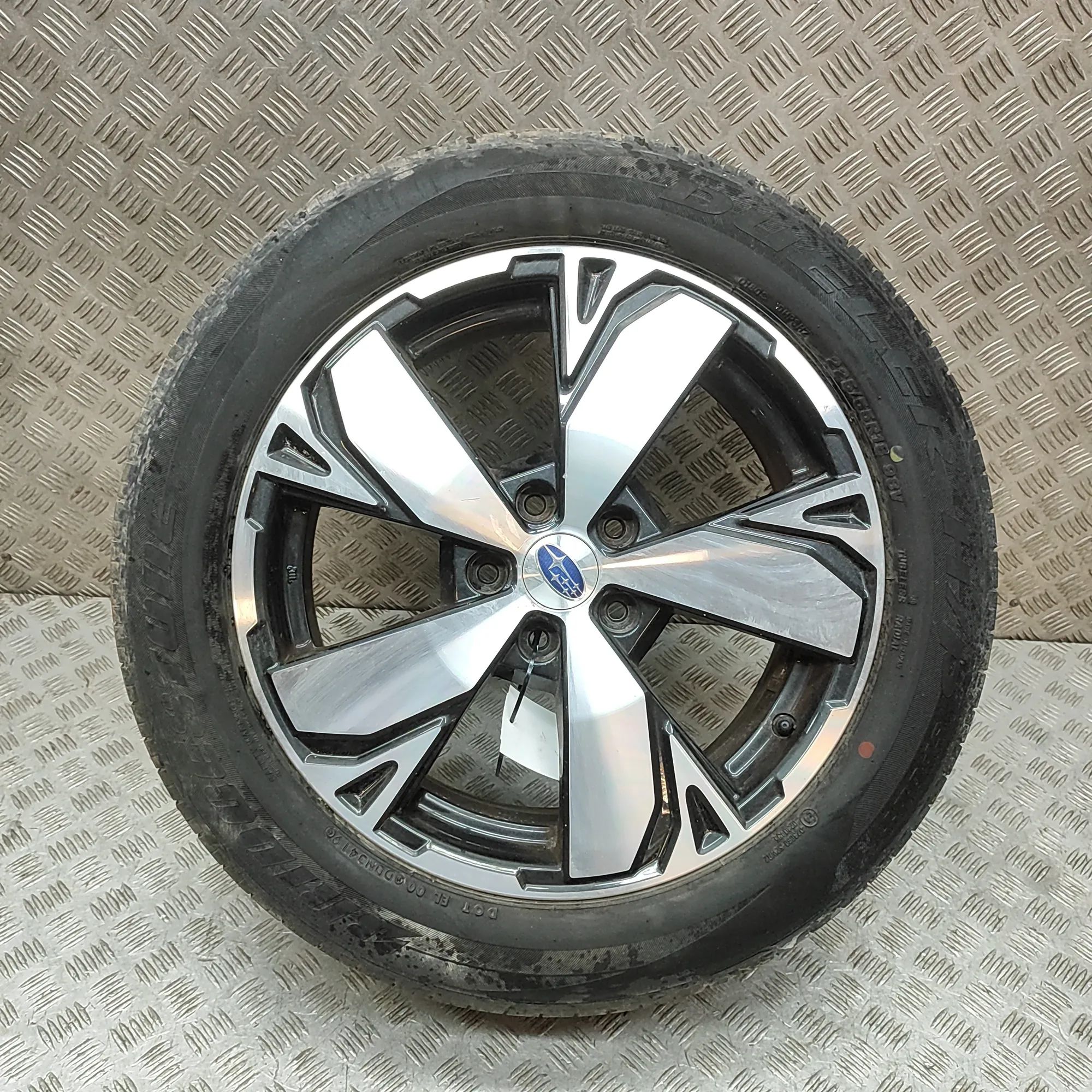 Subaru Forester Alloy Wheel 28111-SJ070 Alloy Wheel SUBARU FORESTER (V SK_)...