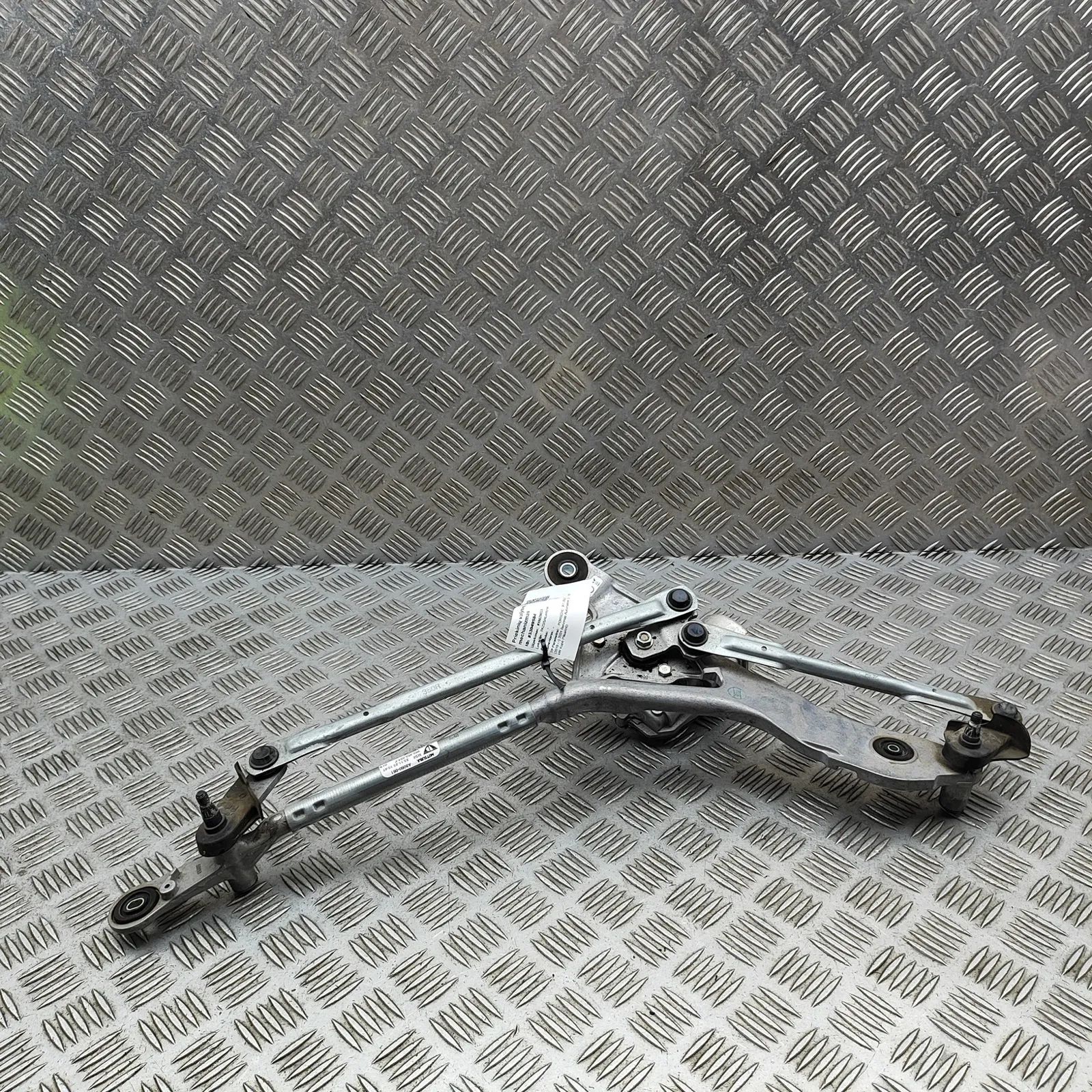 Porsche 911 (992) Front Windshield Wiper Mechanism A8060-061, 992955120F, 4K2955119, 992955024F Fr...